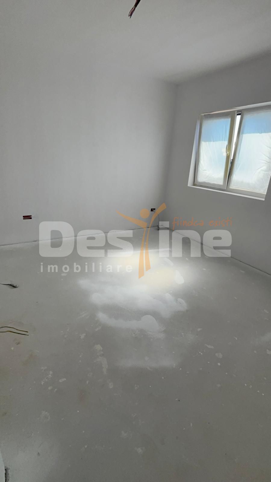 CASA INSIRUITA  4 CAMERE PARTER+ETAJ+POD — fotografia 7