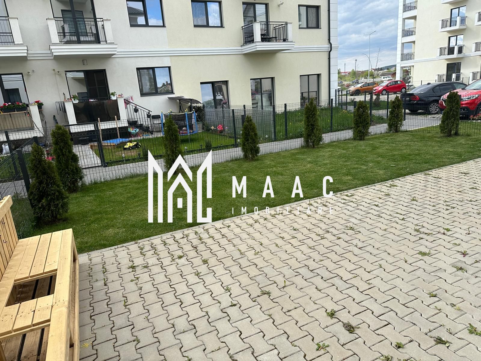 Spatiu comercial cu gradina I Selimbar — fotografia 8