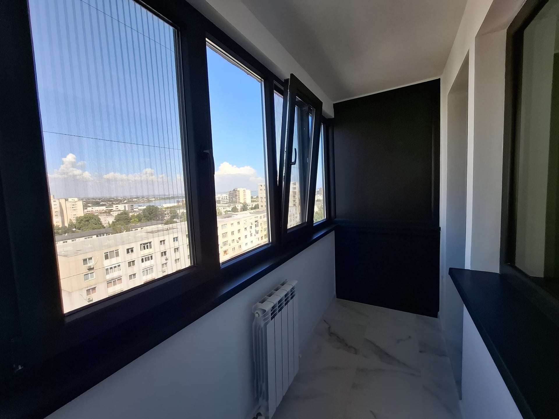 Apartament modern cu panoramă deosebită Tomis Nord, zona Tic Tac — fotografia 3