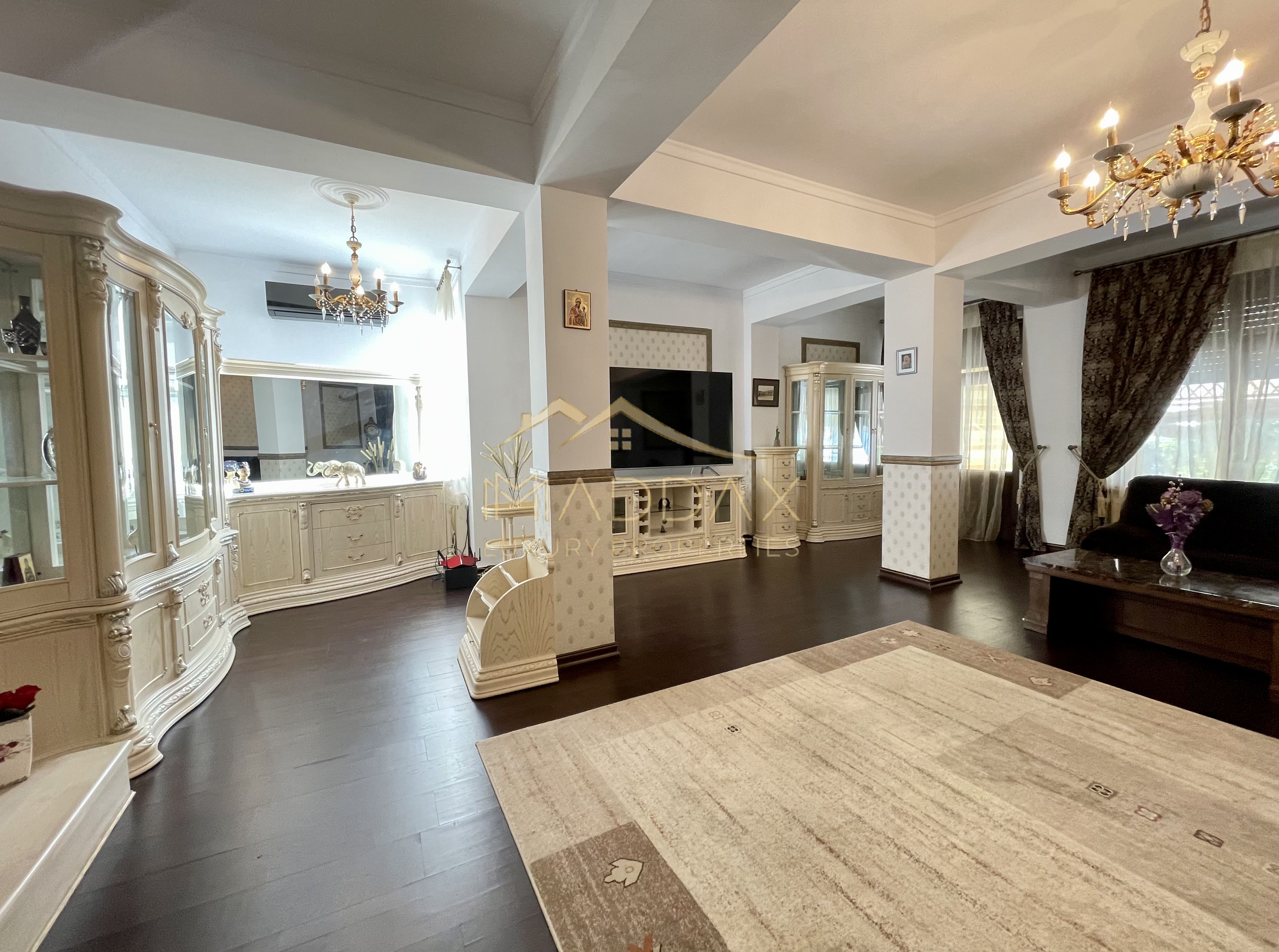 Vila 7 camere**Lake view**Ponton privat**Piscina**Teren 933 MP//Balotesti — fotografia 11