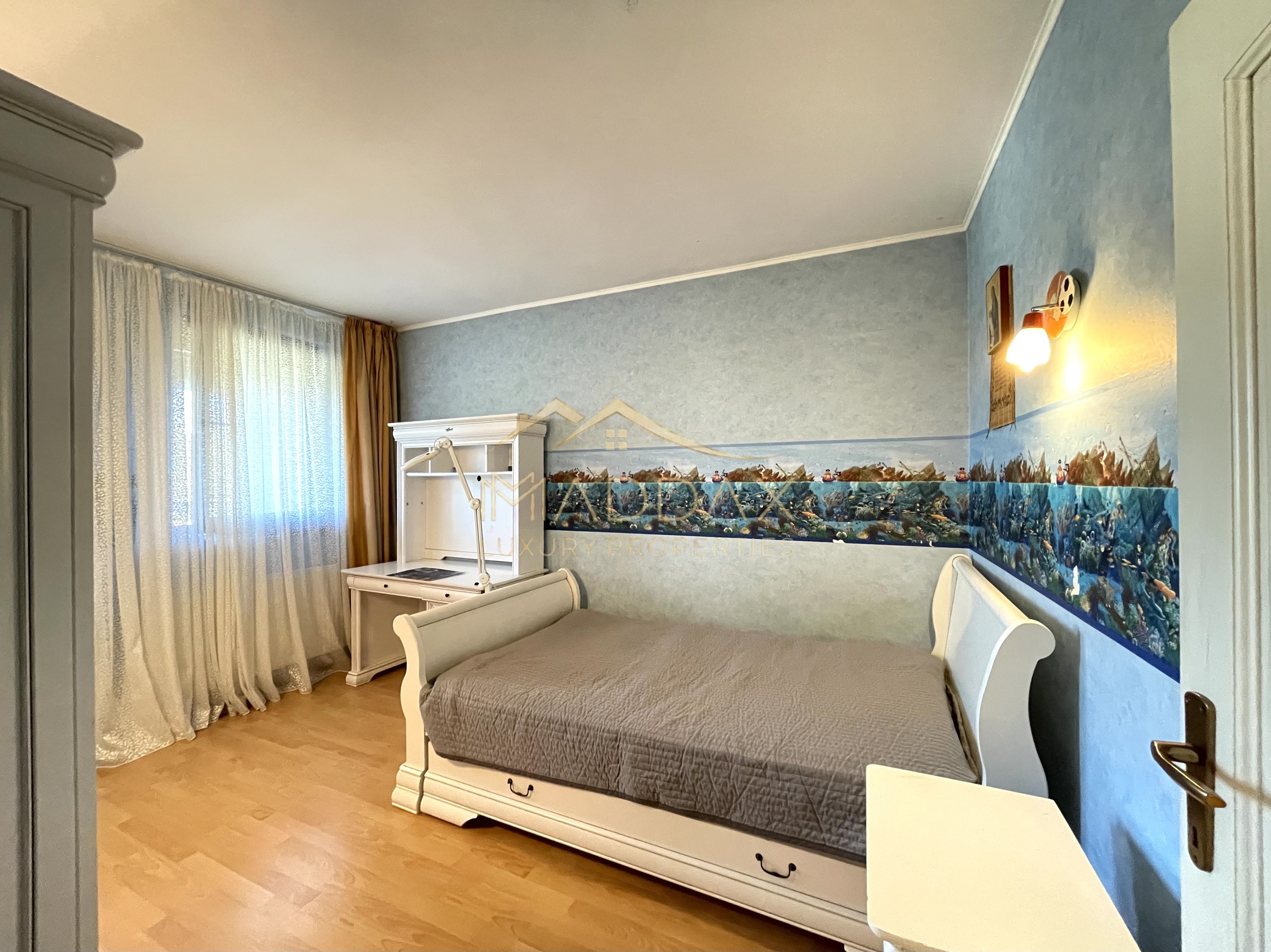 Vila 7 camere**Lake view**Ponton privat**Piscina**Teren 933 MP//Balotesti — fotografia 32