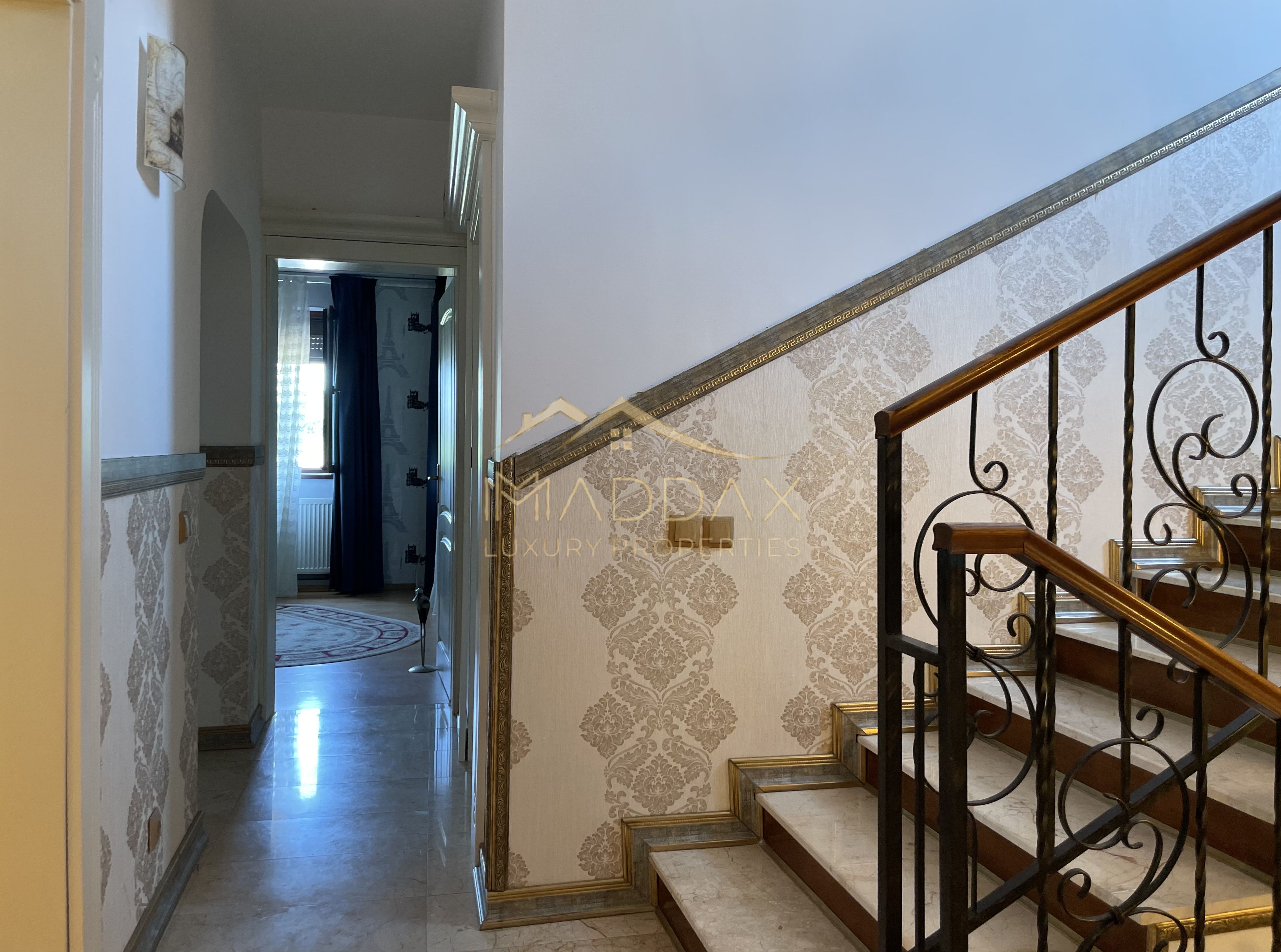 Vila 7 camere**Lake view**Ponton privat**Piscina**Teren 933 MP//Balotesti — fotografia 34