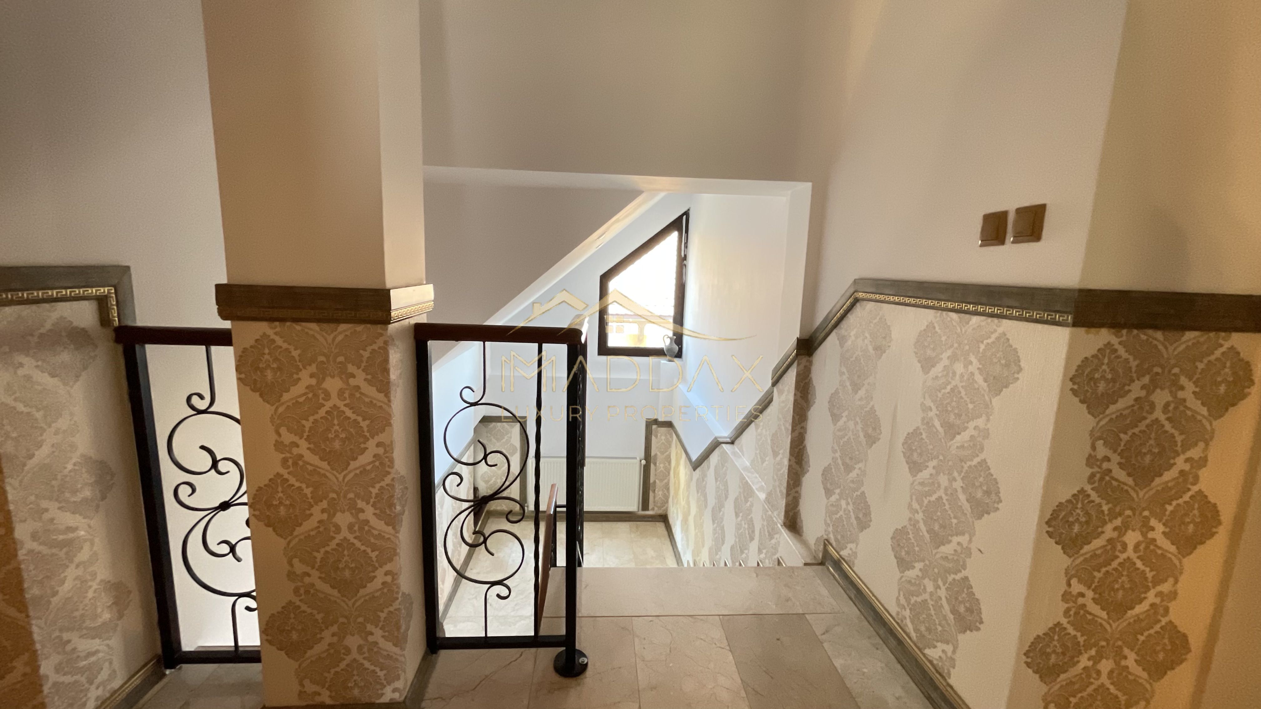 Vila 7 camere**Lake view**Ponton privat**Piscina**Teren 933 MP//Balotesti — fotografia 35