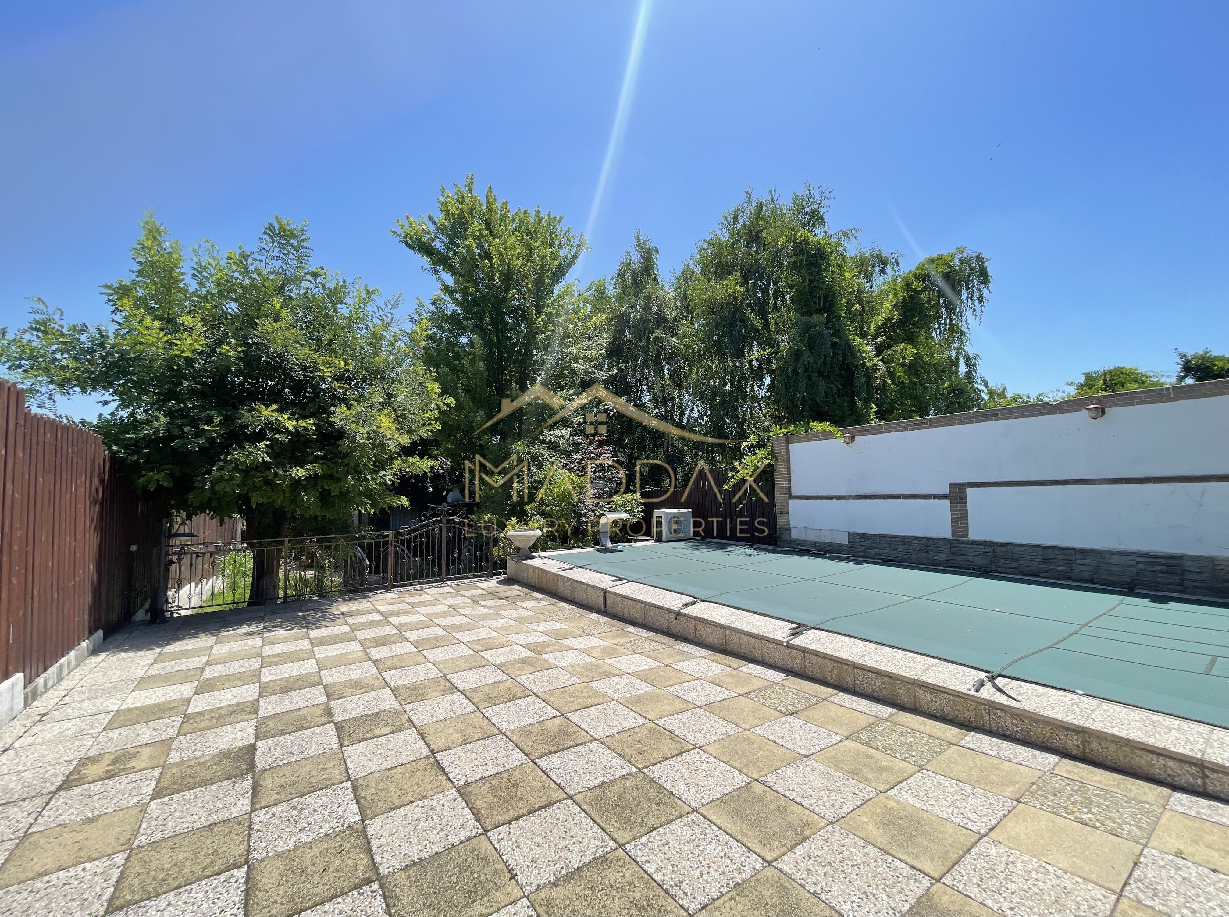 Vila 7 camere**Lake view**Ponton privat**Piscina**Teren 933 MP//Balotesti — fotografia 4