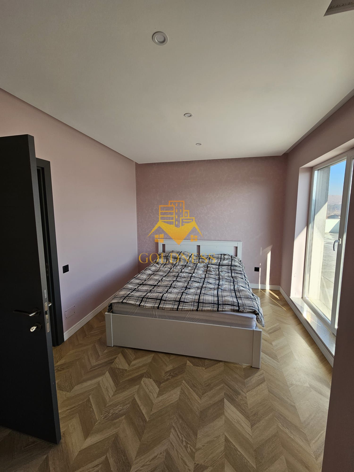 Penthouse, 3 camere, 2 bai, terasa 160mp, Floresti Zona Cart. Terra — fotografia 2