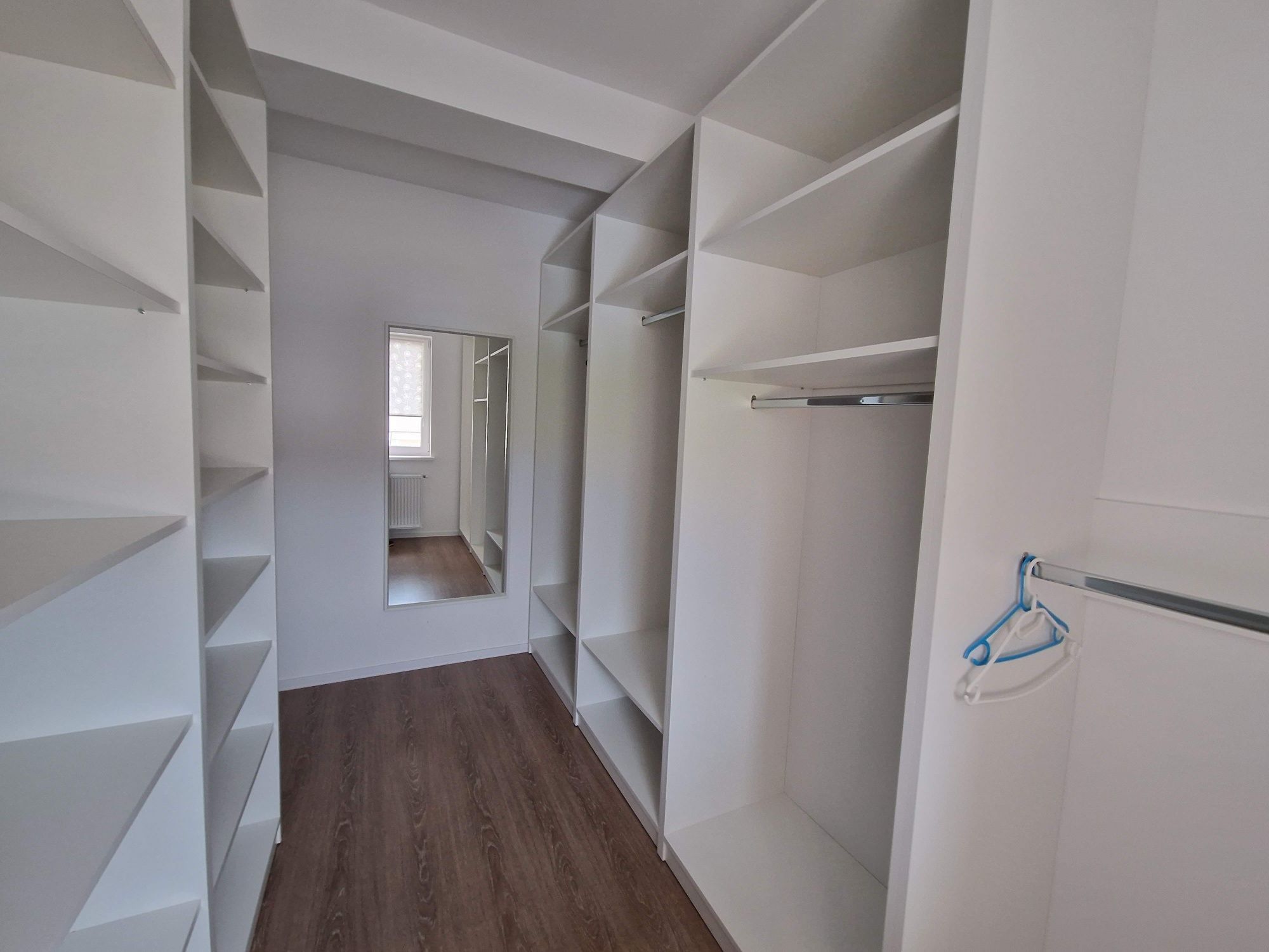 Casă tip duplex cu 4 camere, complet mobilată și climatizată | Moșnița — fotografia 6