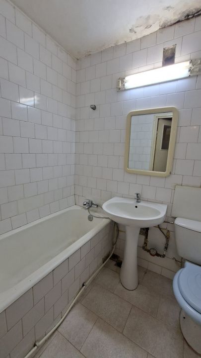 Apartament 4 camere Nord ,Etaj 3 la Poarta Scolii nr 14 — fotografia 6