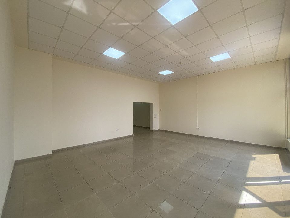 Spatiu comercial 2 camere de inchiriat 132 mp in zona Turnisor Sibiu — fotografia 5