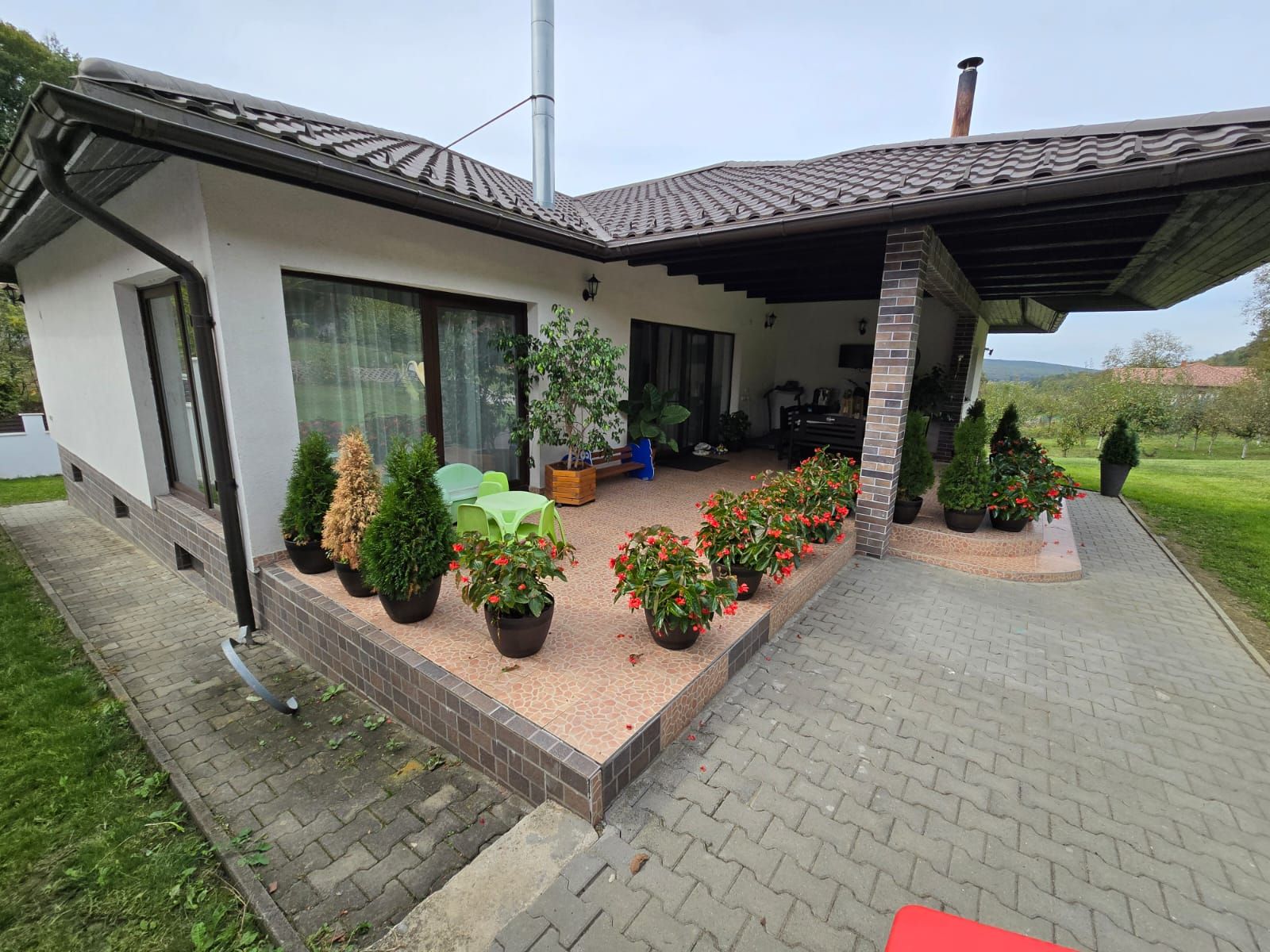 Casa 6 camere,300 mp,2500mp teren, Valea Iubirii,0% comision — fotografia 3