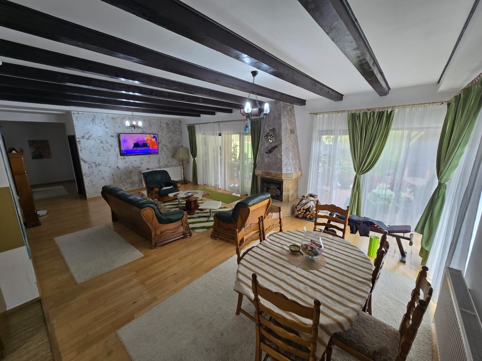 Casa 6 camere,300 mp,2500mp teren, Valea Iubirii,0% comision — fotografia 4
