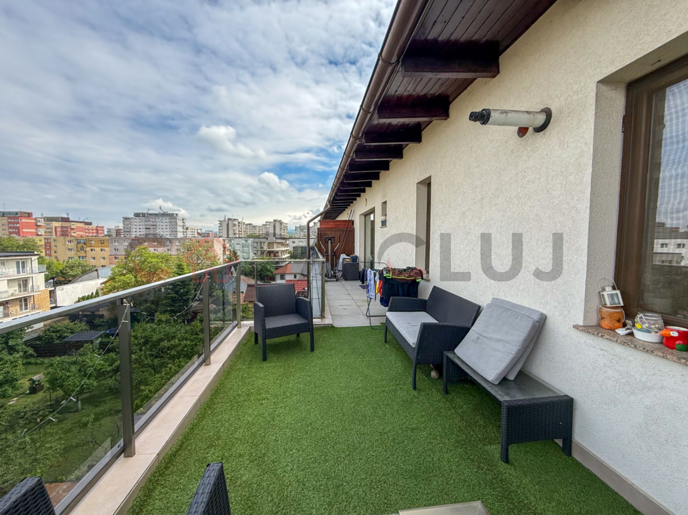 2 camere, 2 bai, terasa de 30 mp si view, zona Fabricii de Zahar — fotografia 3