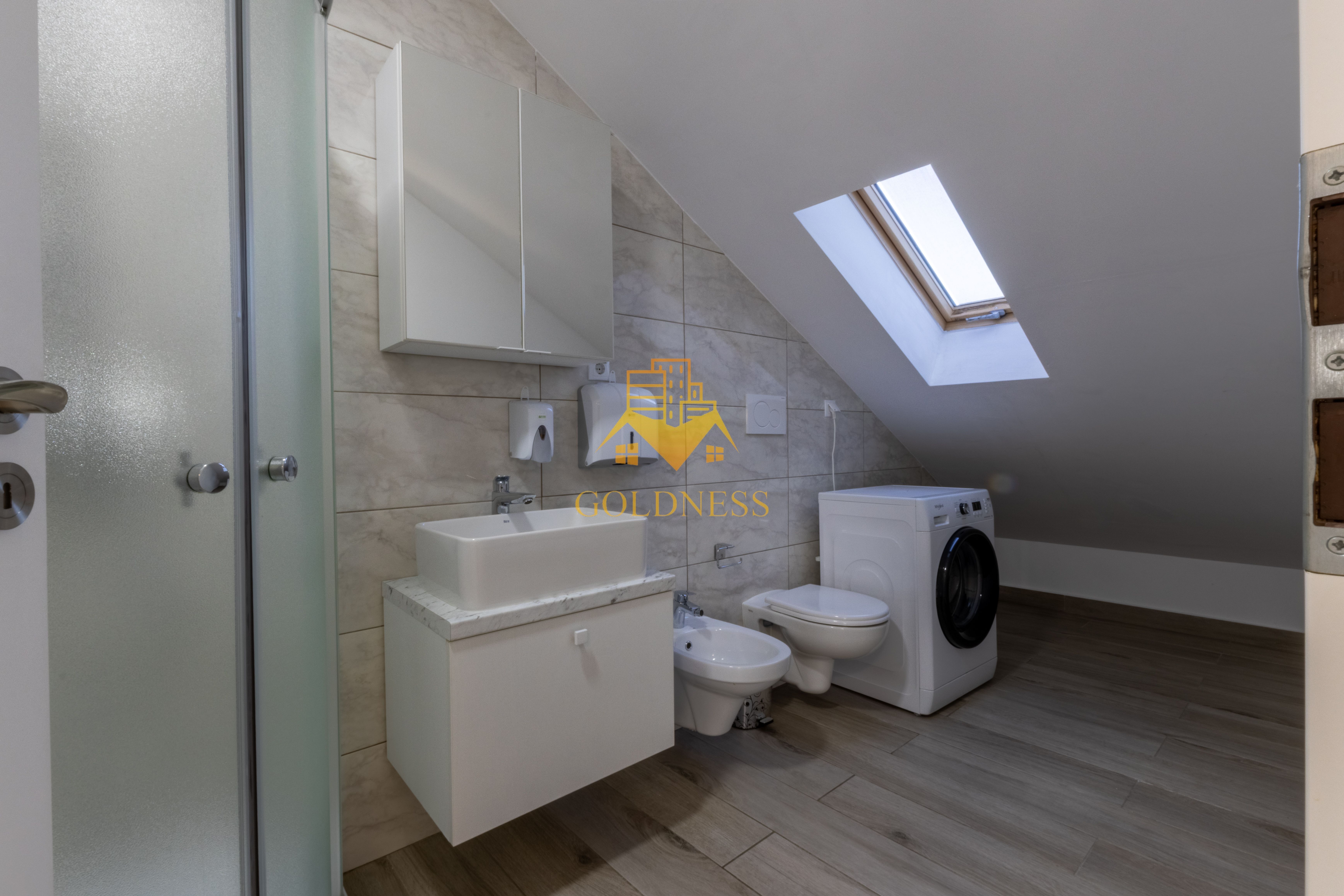 3 camere, modern, bloc nou, garaj,Europa zona Complex Luminia,Moldovan — fotografia 5