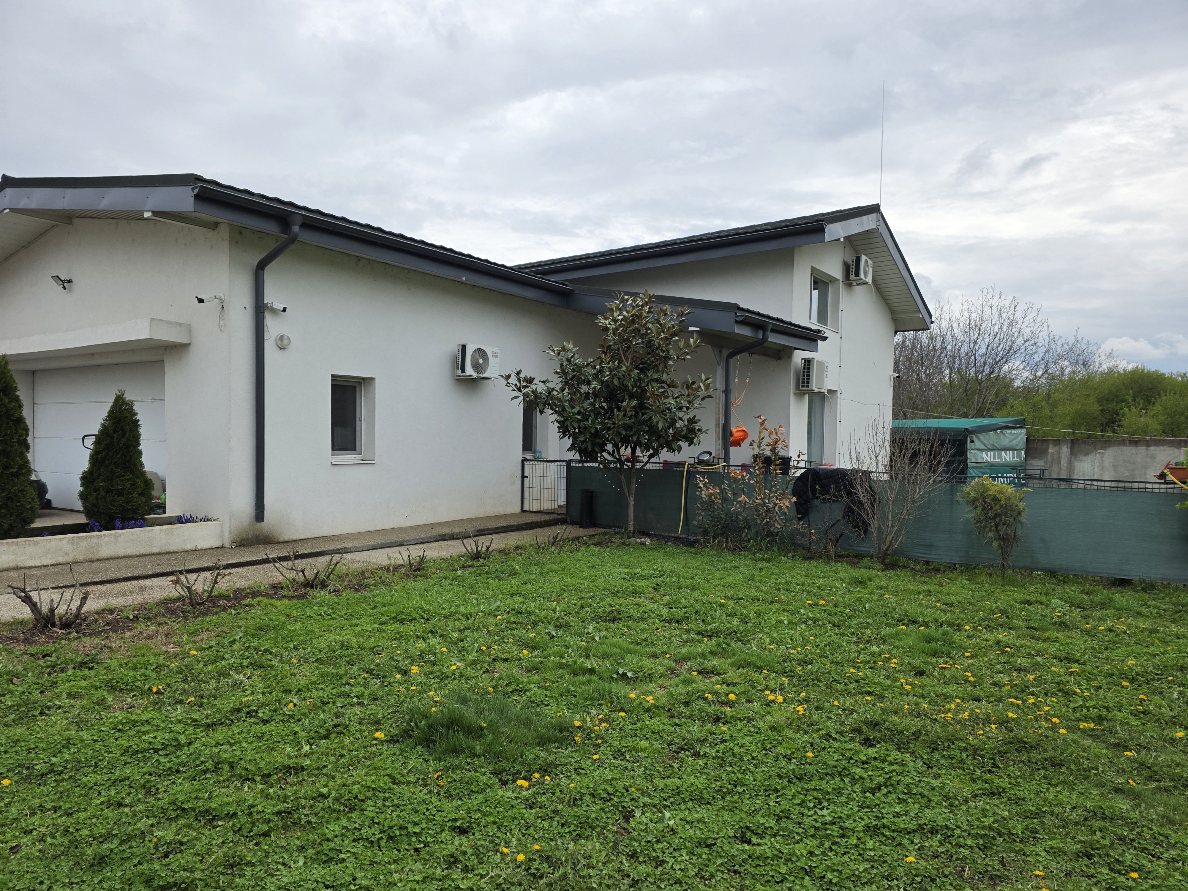 Vila spatioasa, excelent pozitionata in Voluntari — fotografia 4
