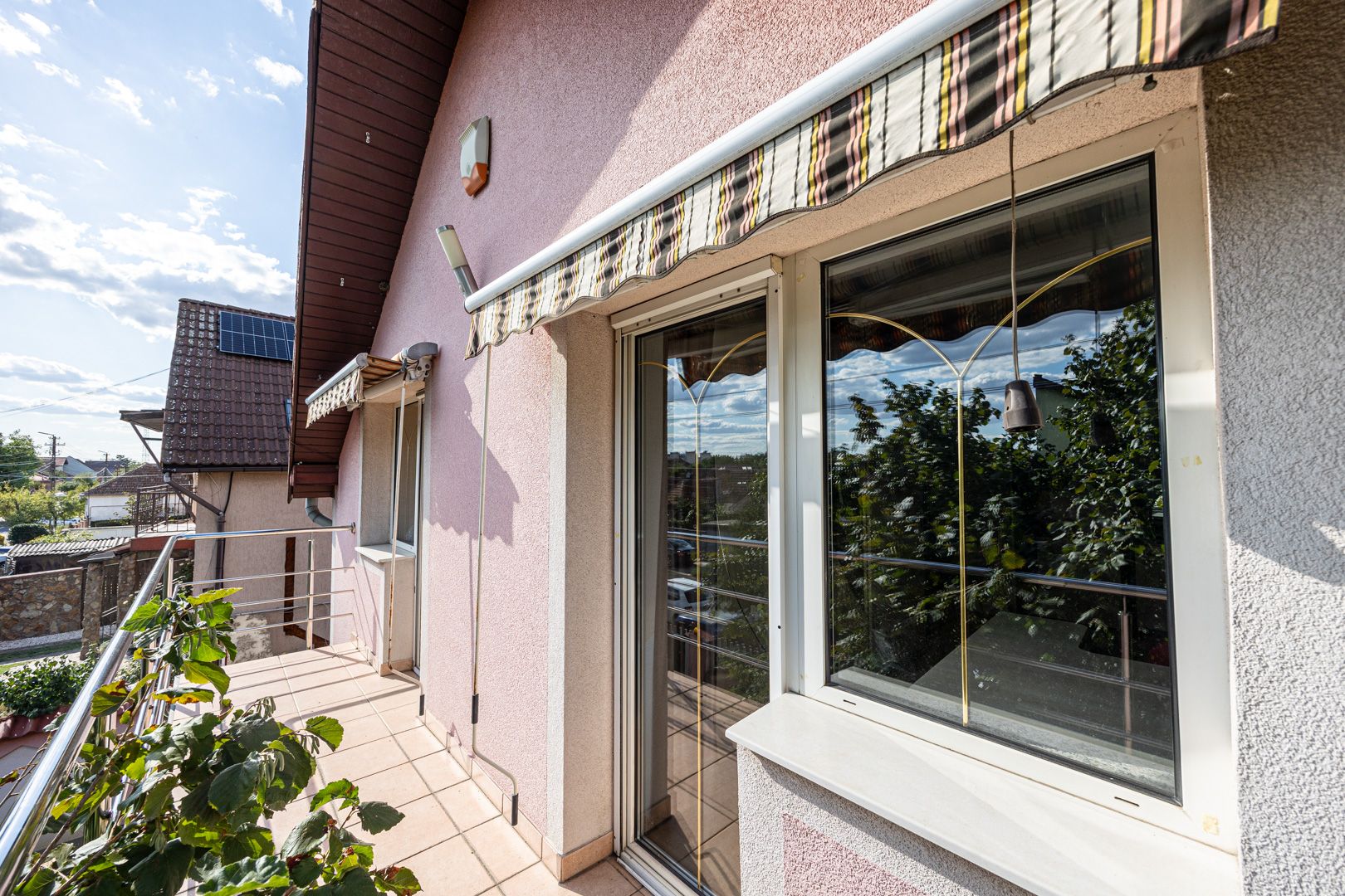 Vilă cu 6 camere în zona rezidențială - Poltura — fotografia 6