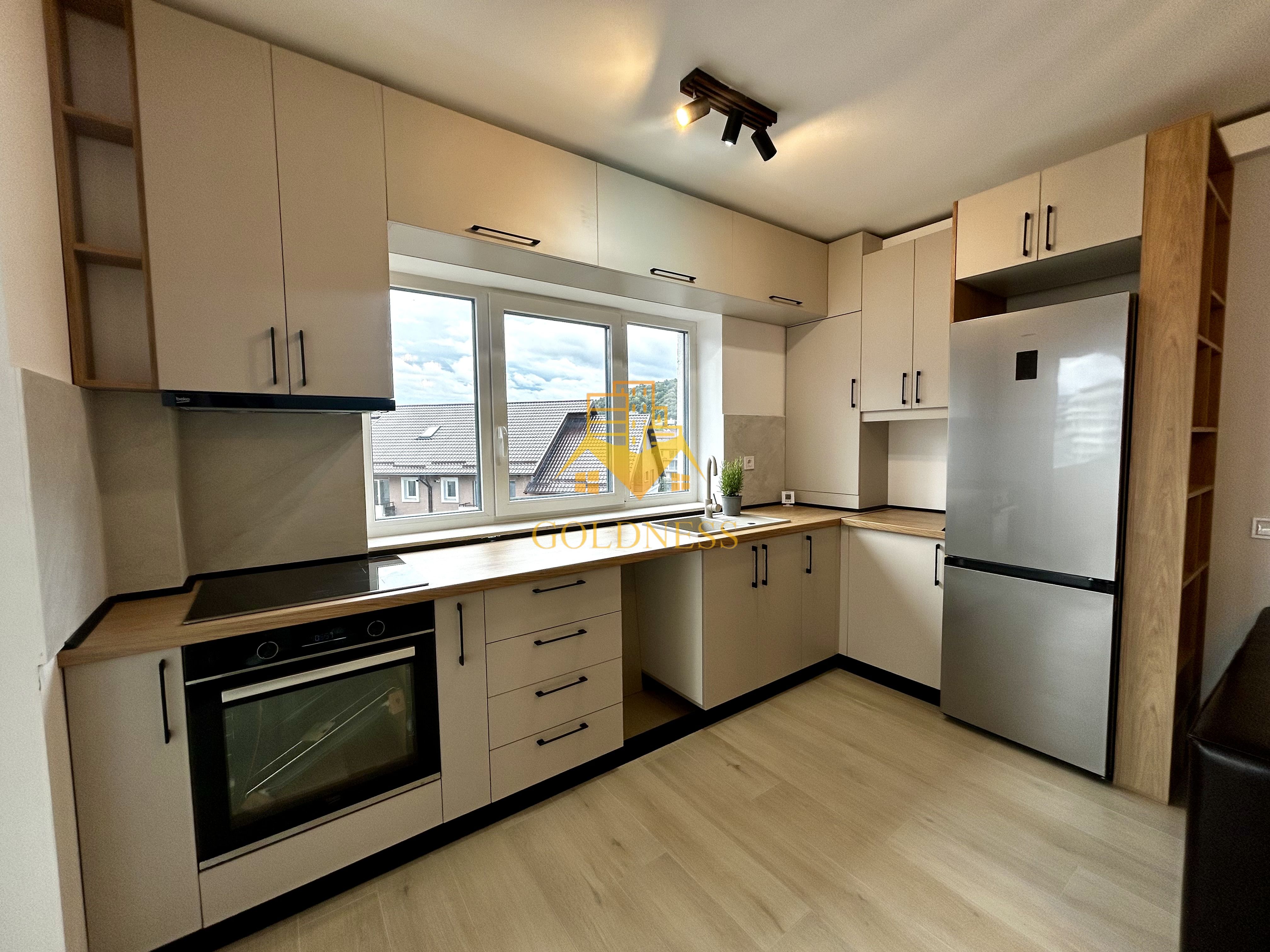 3 camere open space, Modern, Totul Nou, Zona Porii, Floresti — fotografia 5
