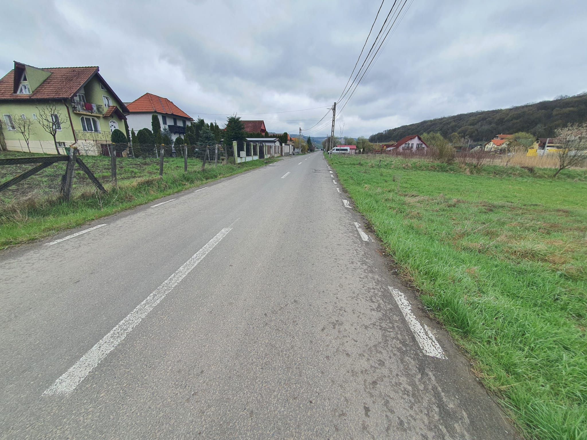 Teren intravilan in Corunca cu 1.600 mp.49.euro mp — fotografia 4