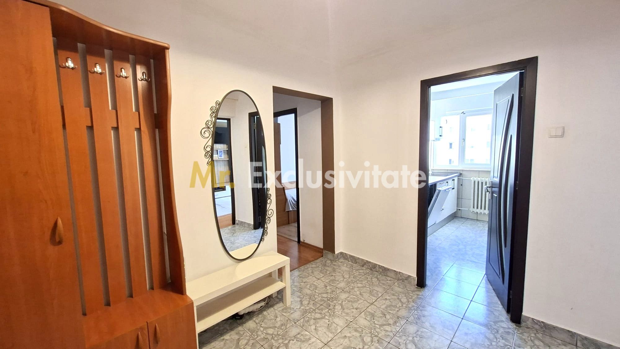 Apartament 3 camere modern Nord mobilat-utilat gata de mutare — fotografia 3