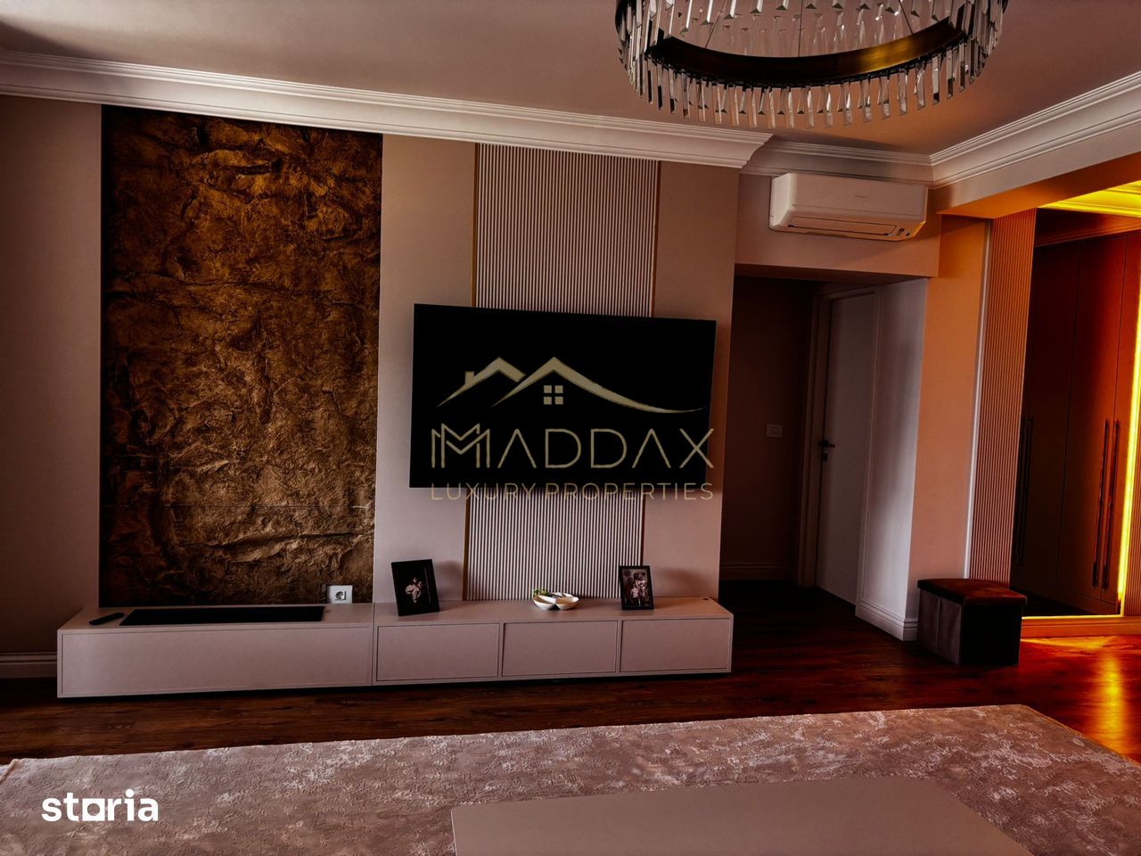 Apartament de inchiriat - mobilat lux — fotografia 3
