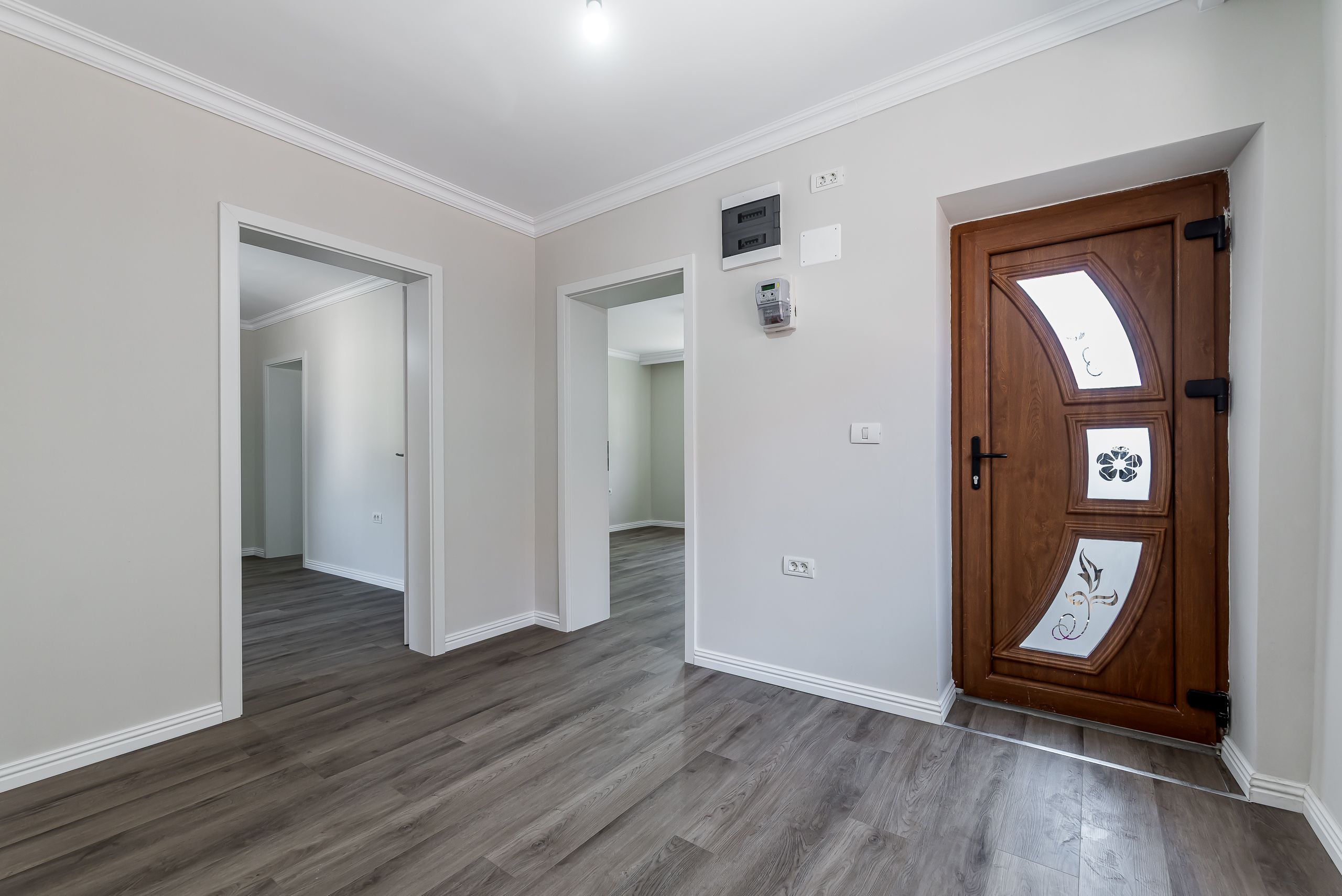 Casă gata de mutat în Aradul Nou, renovată complet (2026) — fotografia 17