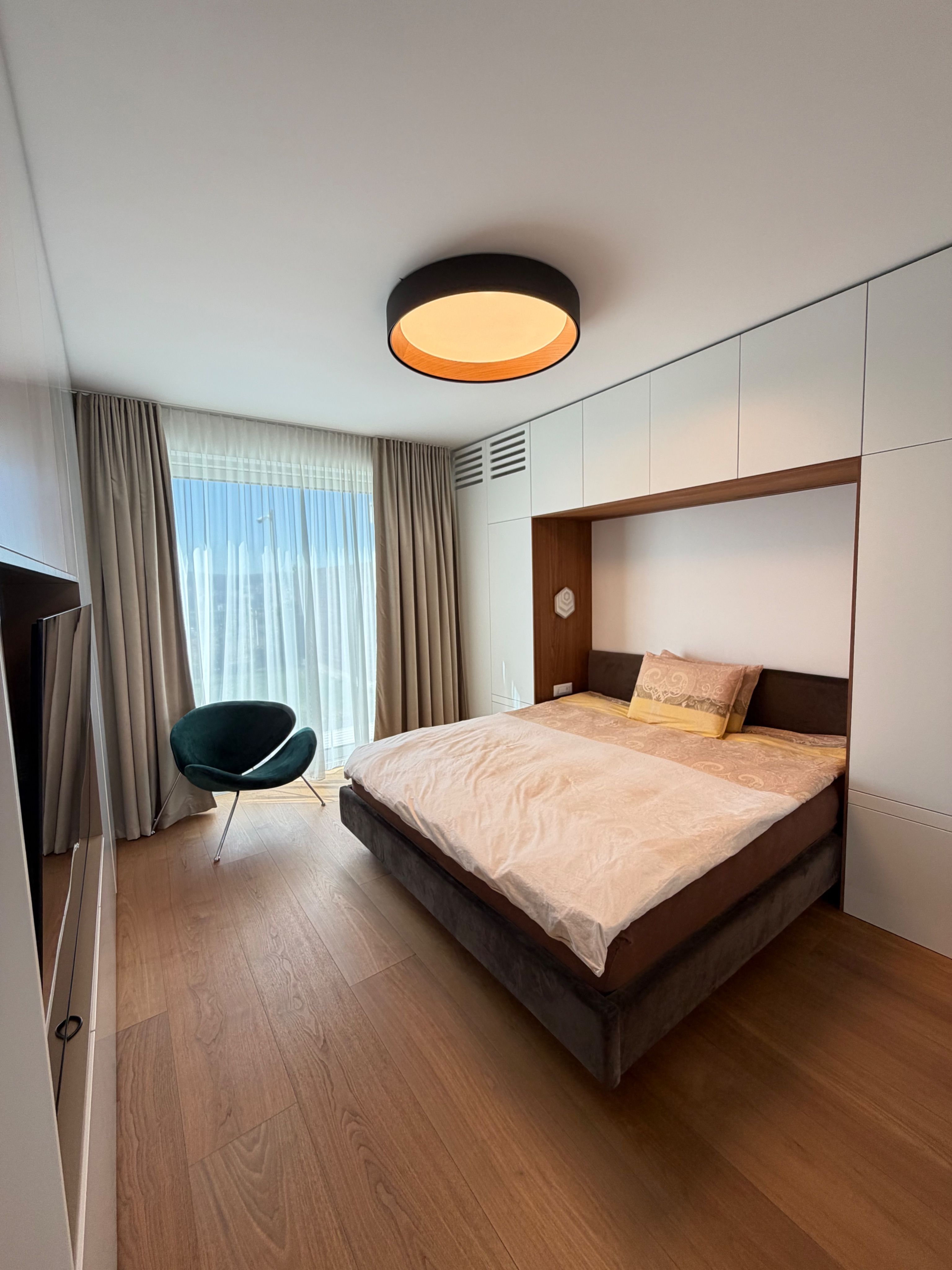 Apartament PREMIUM cu curte, terasă și lift cu acces direct în living — fotografia 12