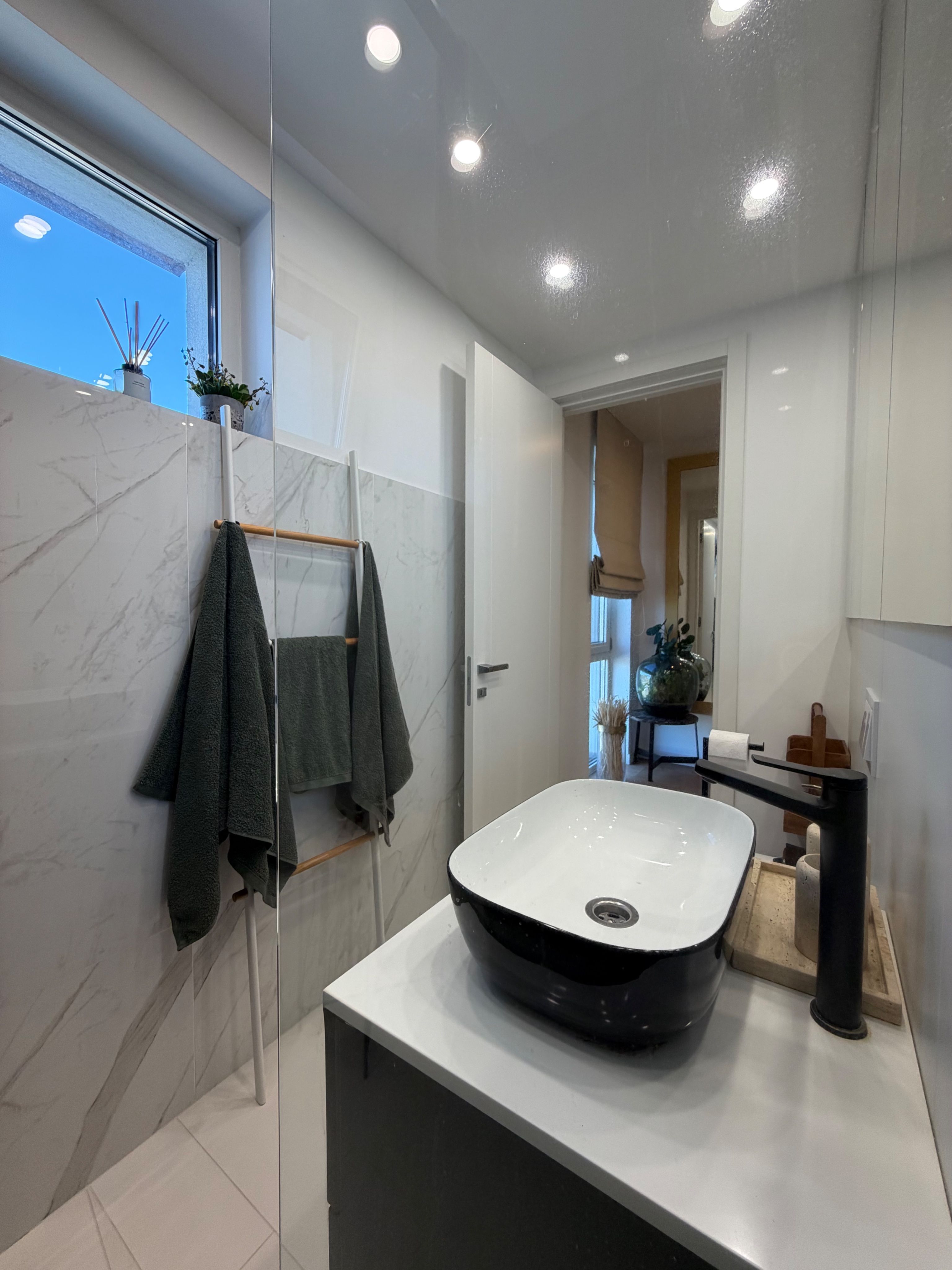 Apartament PREMIUM cu curte, terasă și lift cu acces direct în living — fotografia 14