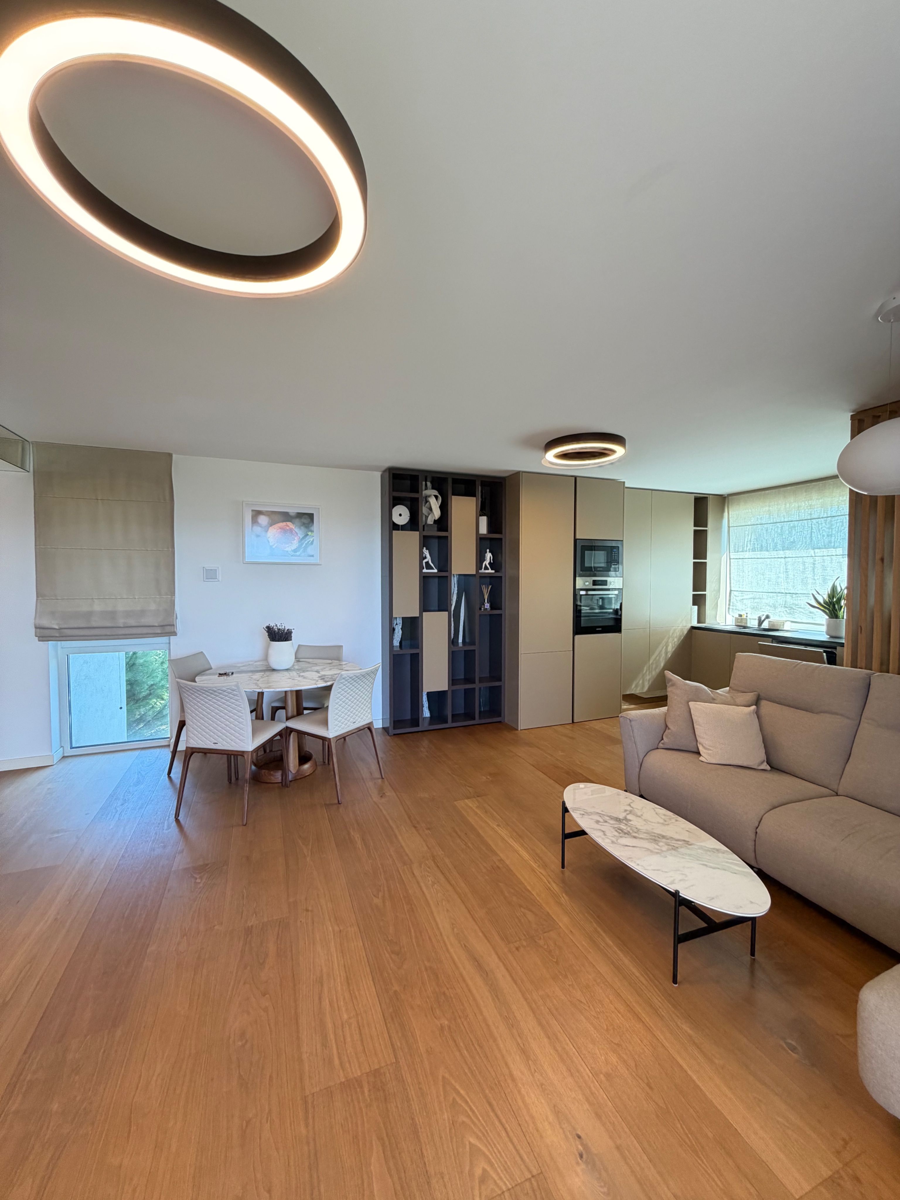 Apartament PREMIUM cu curte, terasă și lift cu acces direct în living — fotografia 20