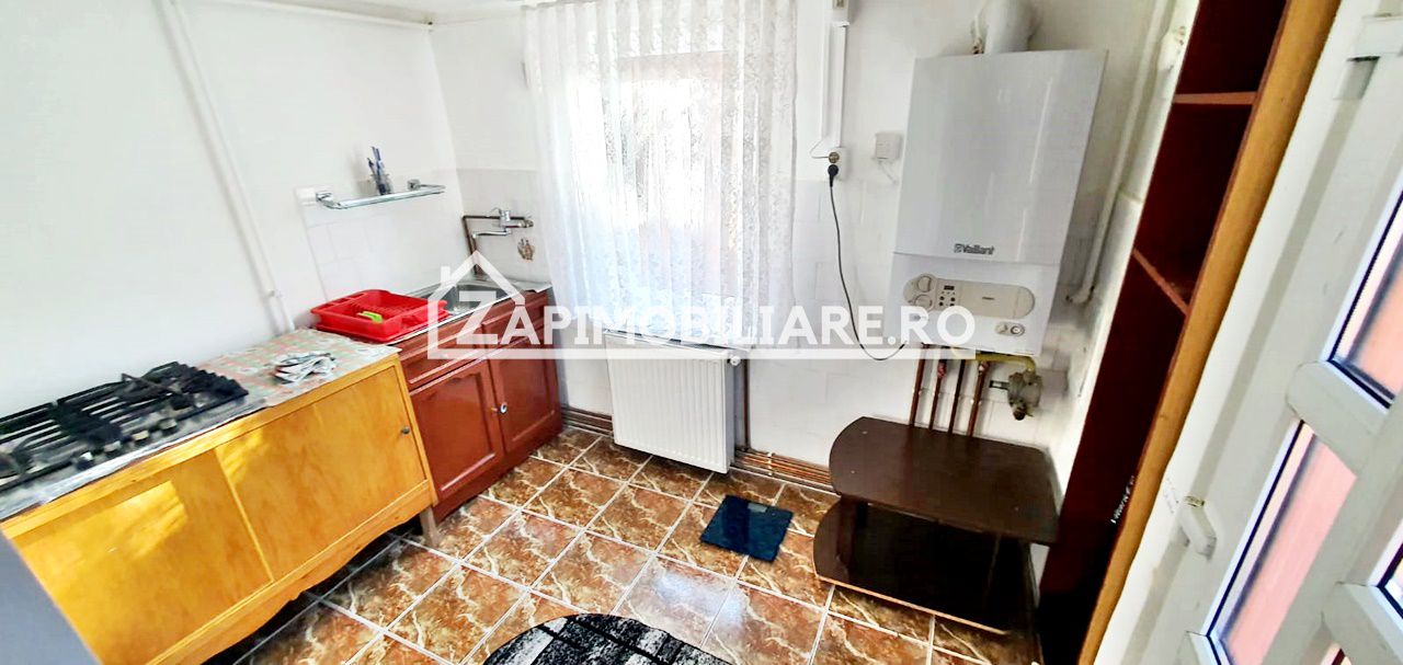 Casa singur in curte - Mureseni — fotografia 5