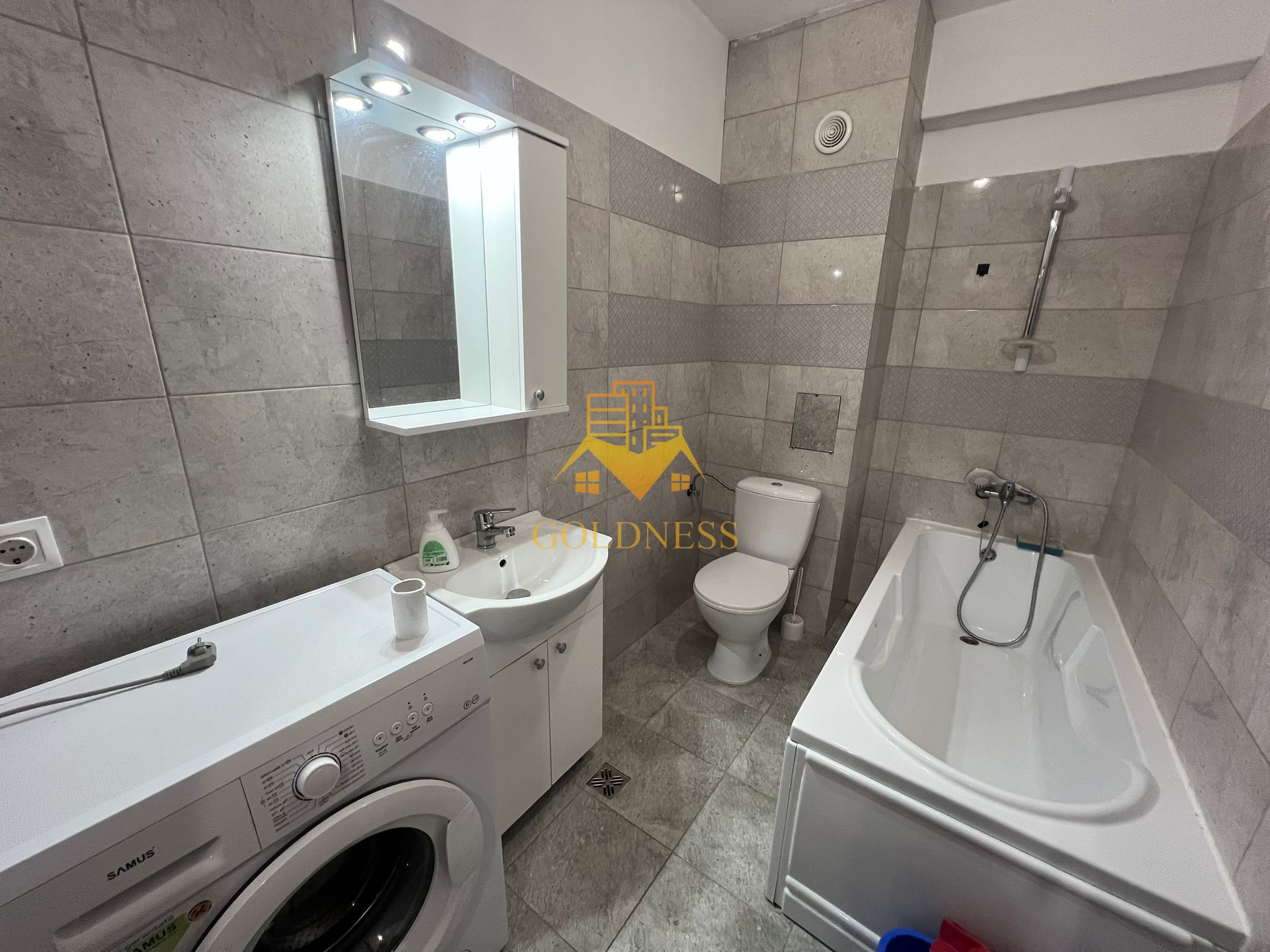 3 camere decomandate modern, Parcare, 105 mp, Cartierul Borhanci — fotografia 5