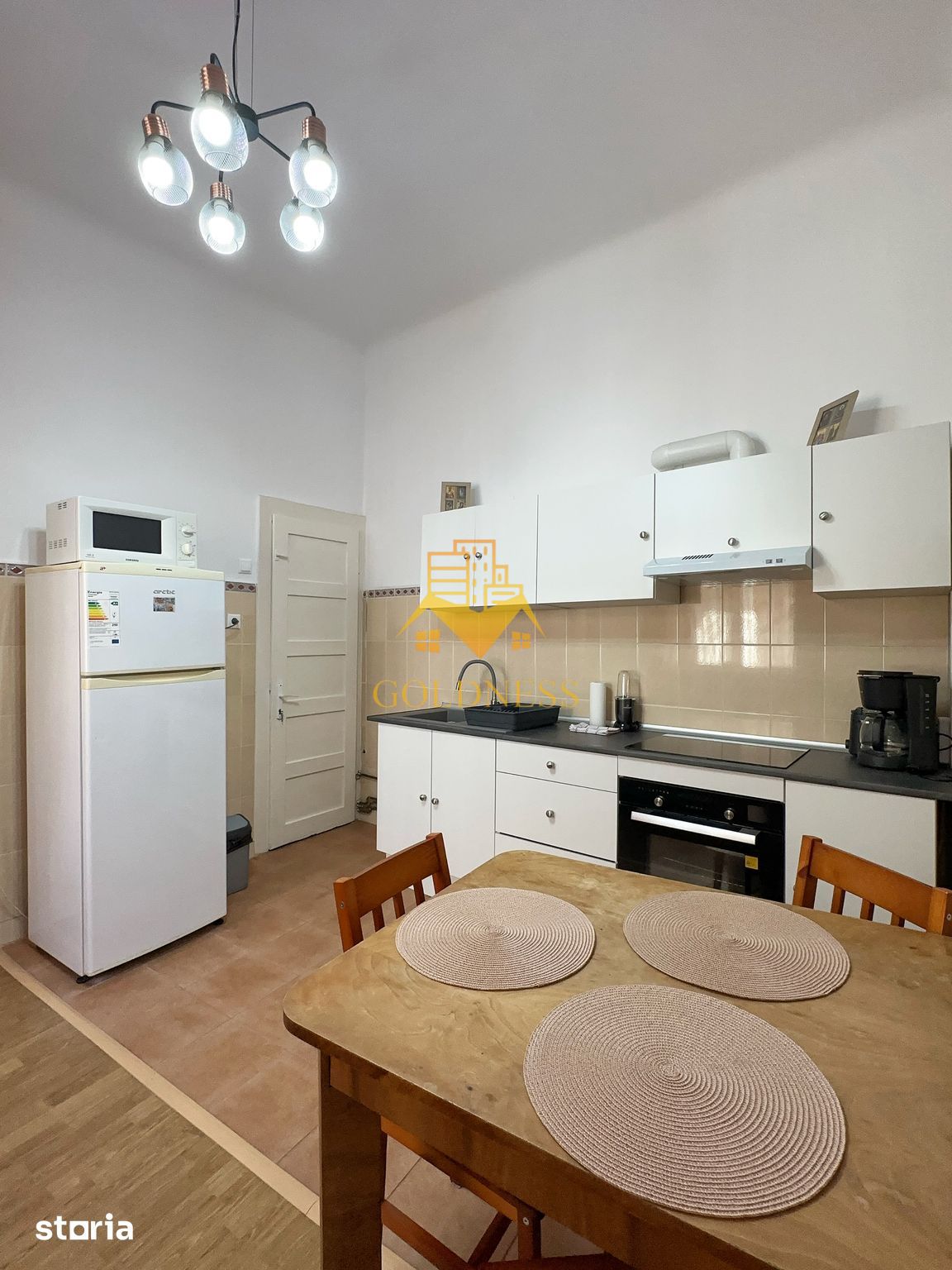 1 camera, Central, Mihai Viteazu, Pet Friendly, Baritiu, UBB, Cetatuia — fotografia 4