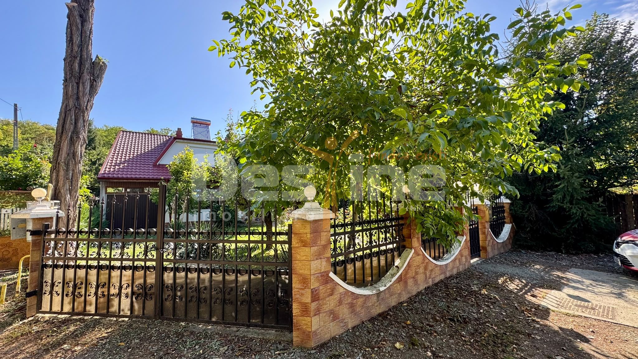 Casa spatioasa cu teren de 800 mp, Muntenii de Jos - 5 camere — fotografia 31