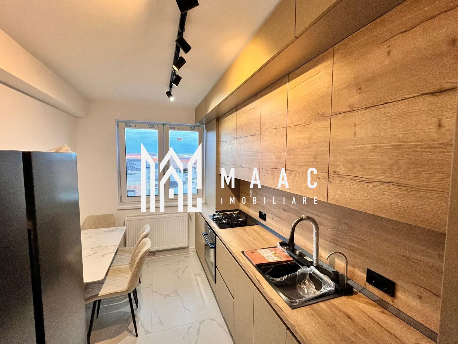 Apartament de vânzare 3 camere | Șelimbăr, Sibiu | 75 mp I Parcare — fotografia 3