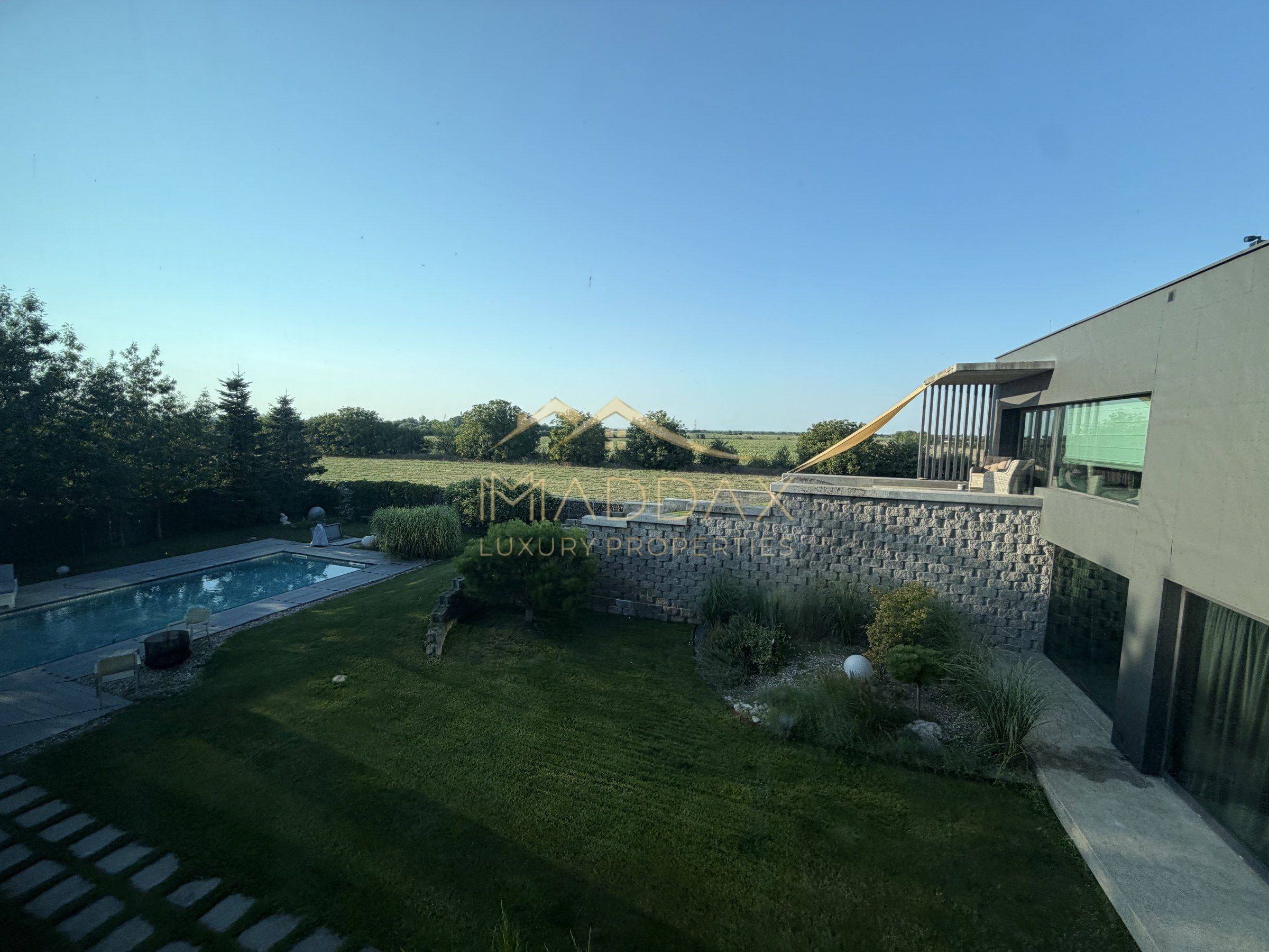Vila Exclusivista *2223mp teren* / Piscina proprie / 5 garaje / Otopeni — fotografia 33