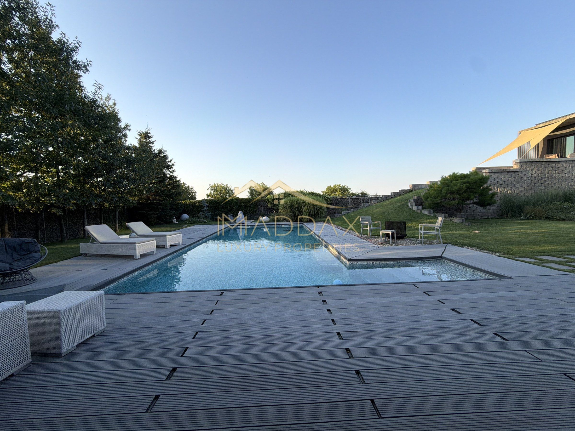 Vila Exclusivista *2223mp teren* / Piscina proprie / 5 garaje / Otopeni — fotografia 41