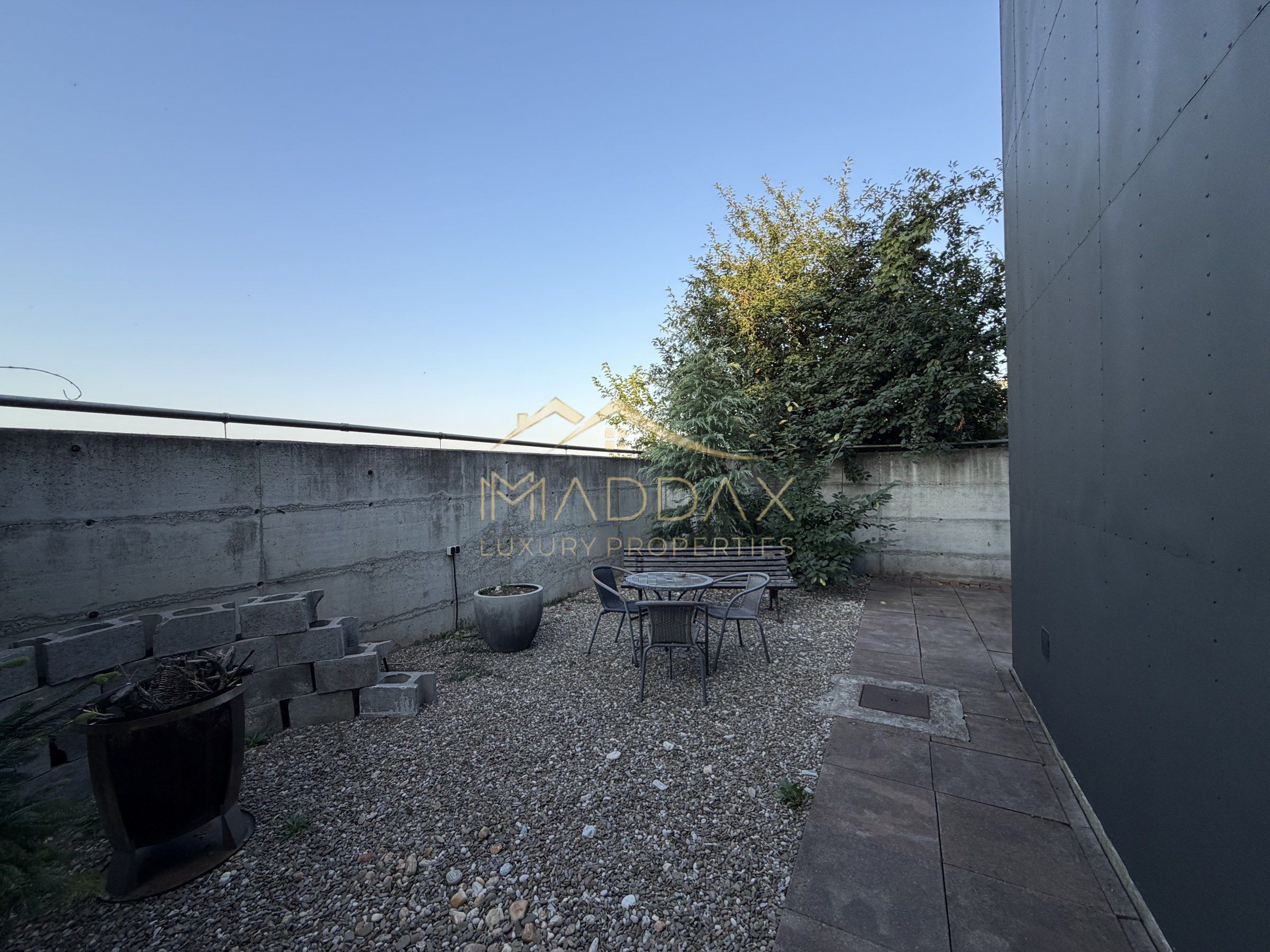 Vila Exclusivista *2223mp teren* / Piscina proprie / 5 garaje / Otopeni — fotografia 45