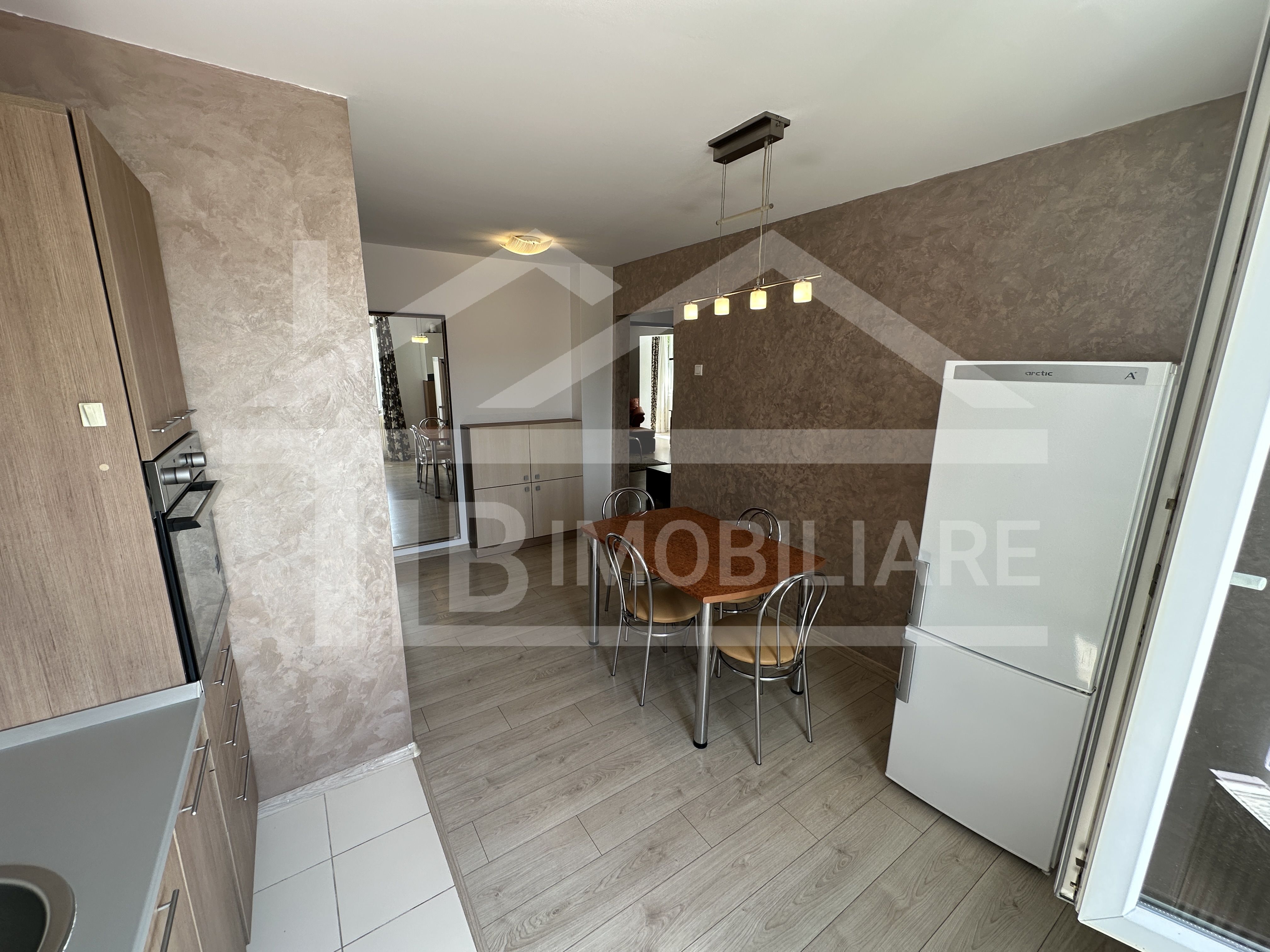 Apartament cu 2 camere, decomandat, 54mp, zona strazii Gloriei — fotografia 7