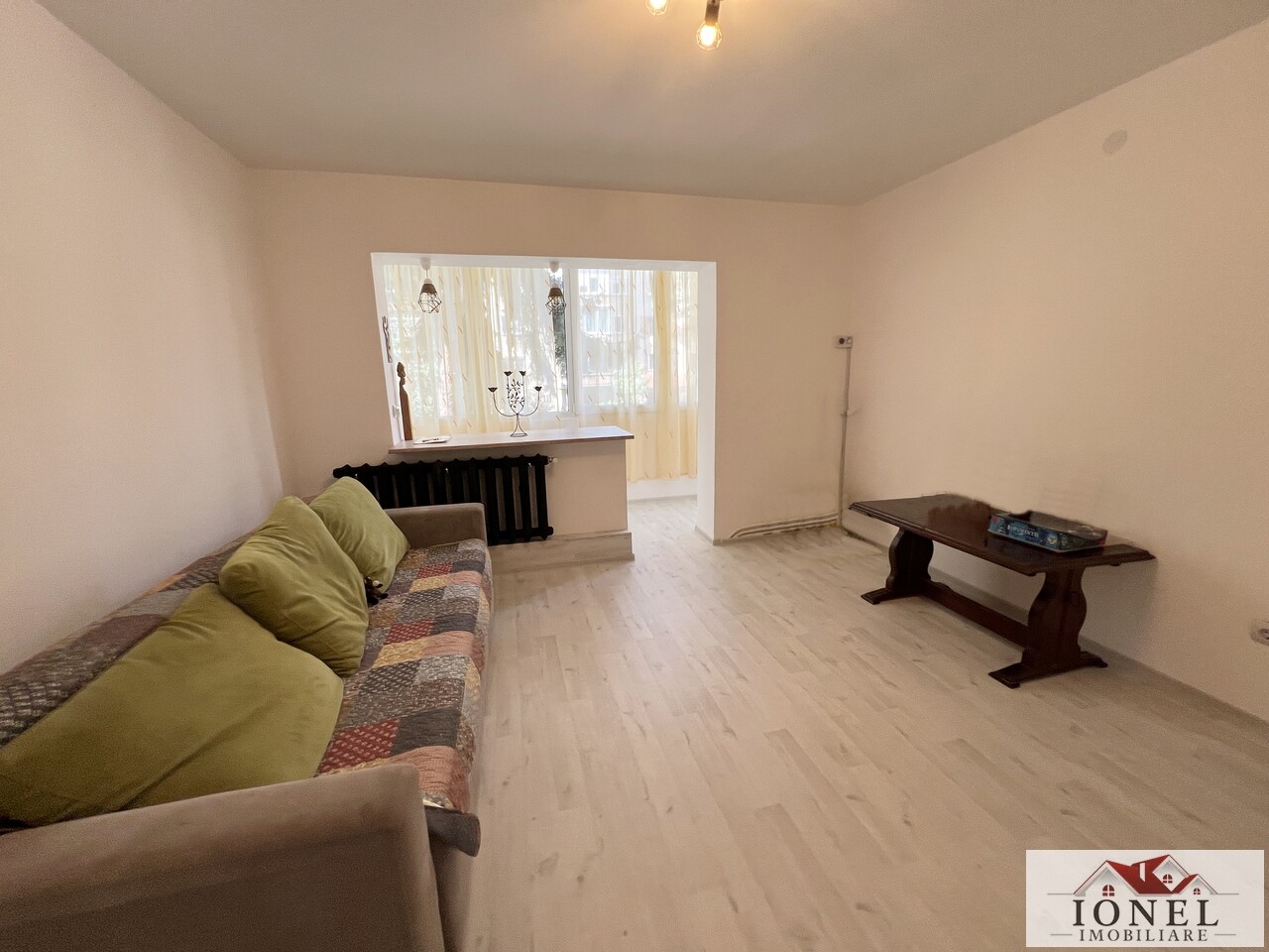 Apartament trei camere de inchiriat in Alba Iulia, Cetate