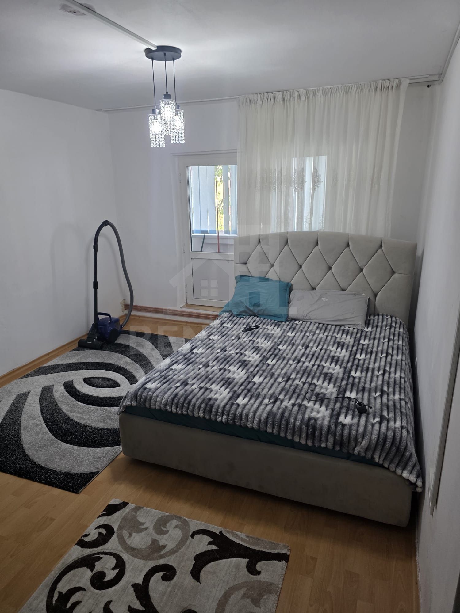 2 Semidecomandate - Parter -Balcon Cu Beci-CT-45mp- Cv9-Scoala 34