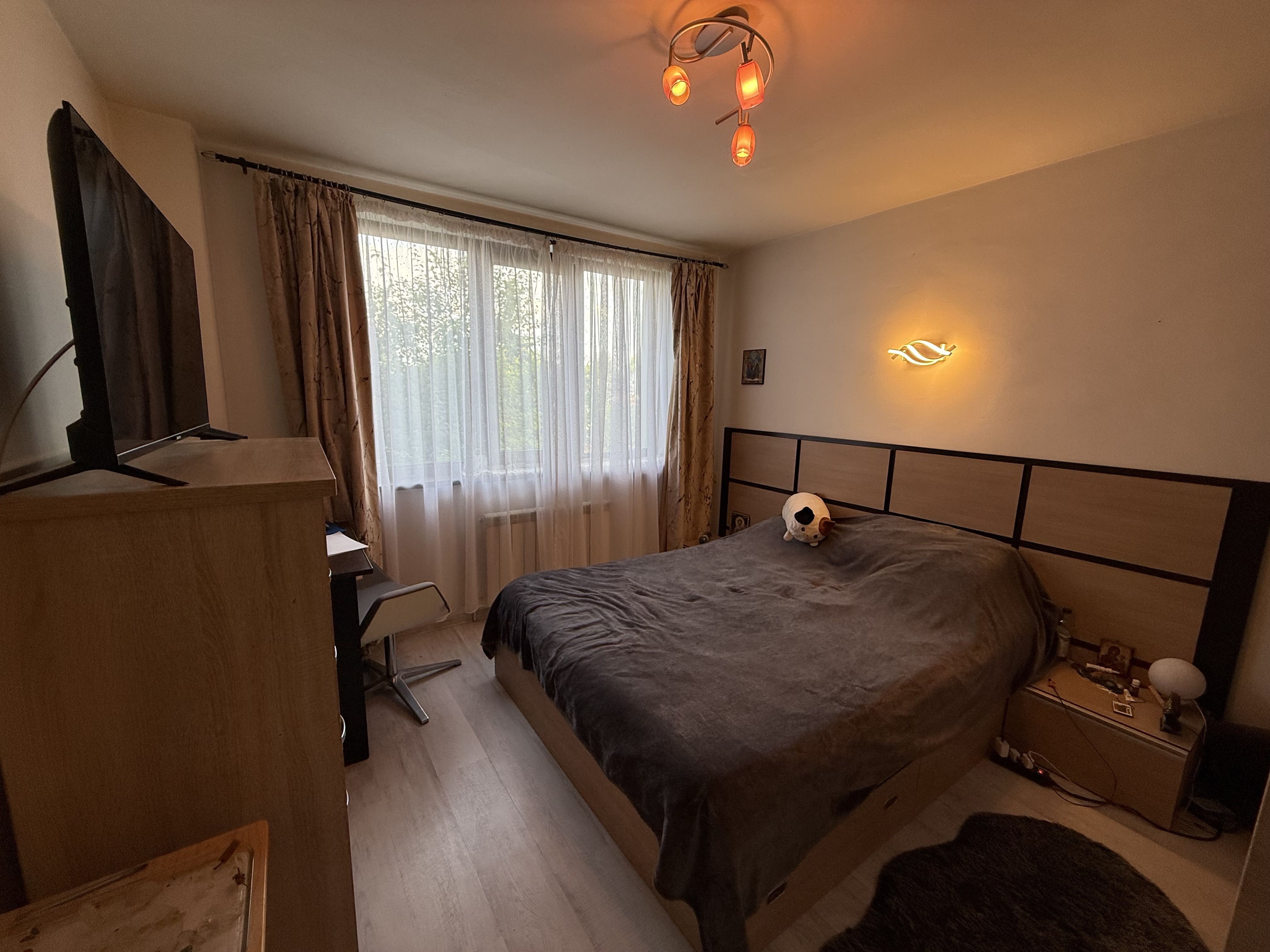 Apartament 3 cam modern complet renovat - mobilat Campina- central — fotografia 5