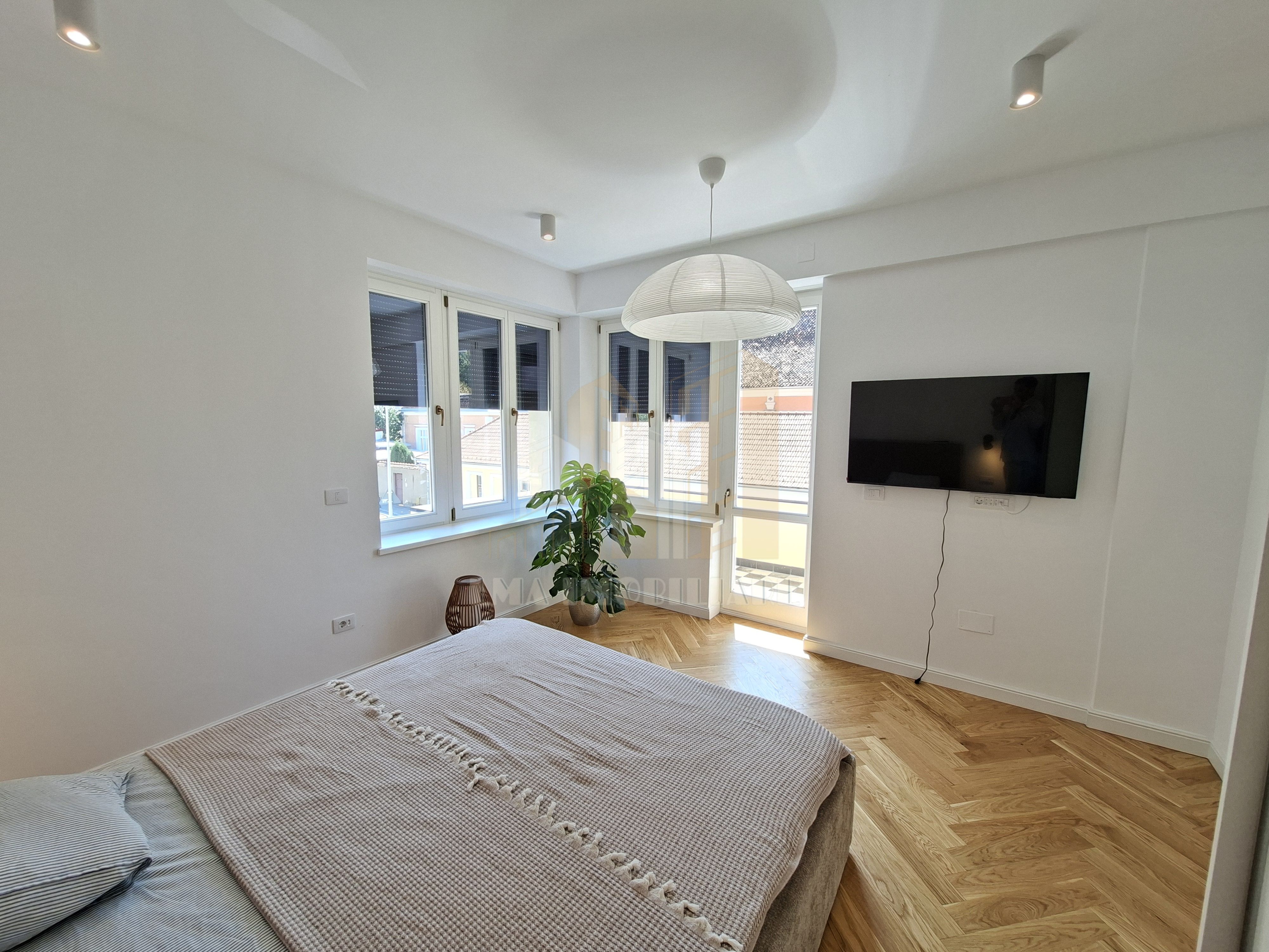 Apartament 3 camere Poarta Schei Brasov — fotografia 12