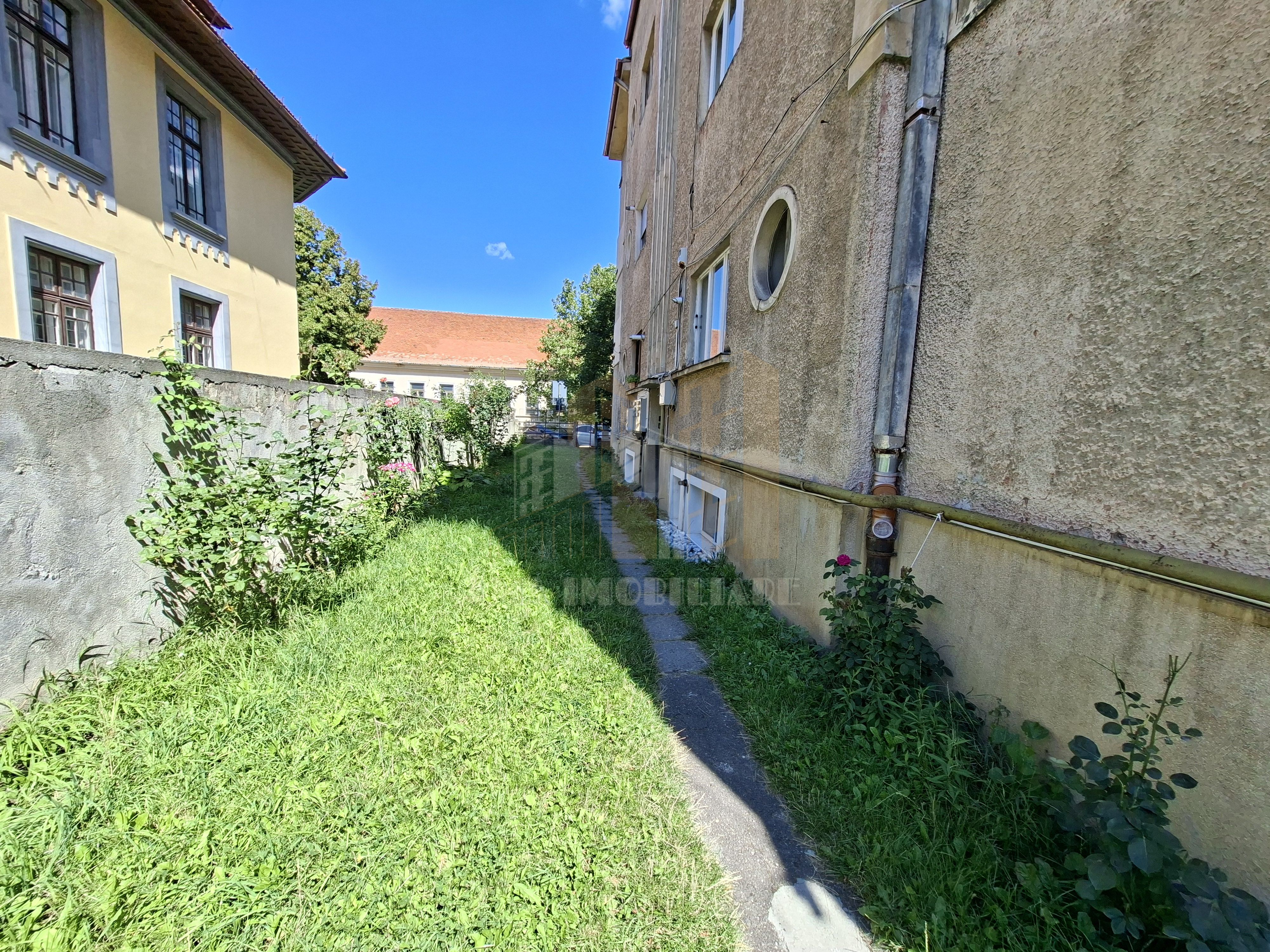 Apartament 3 camere Poarta Schei Brasov — fotografia 16
