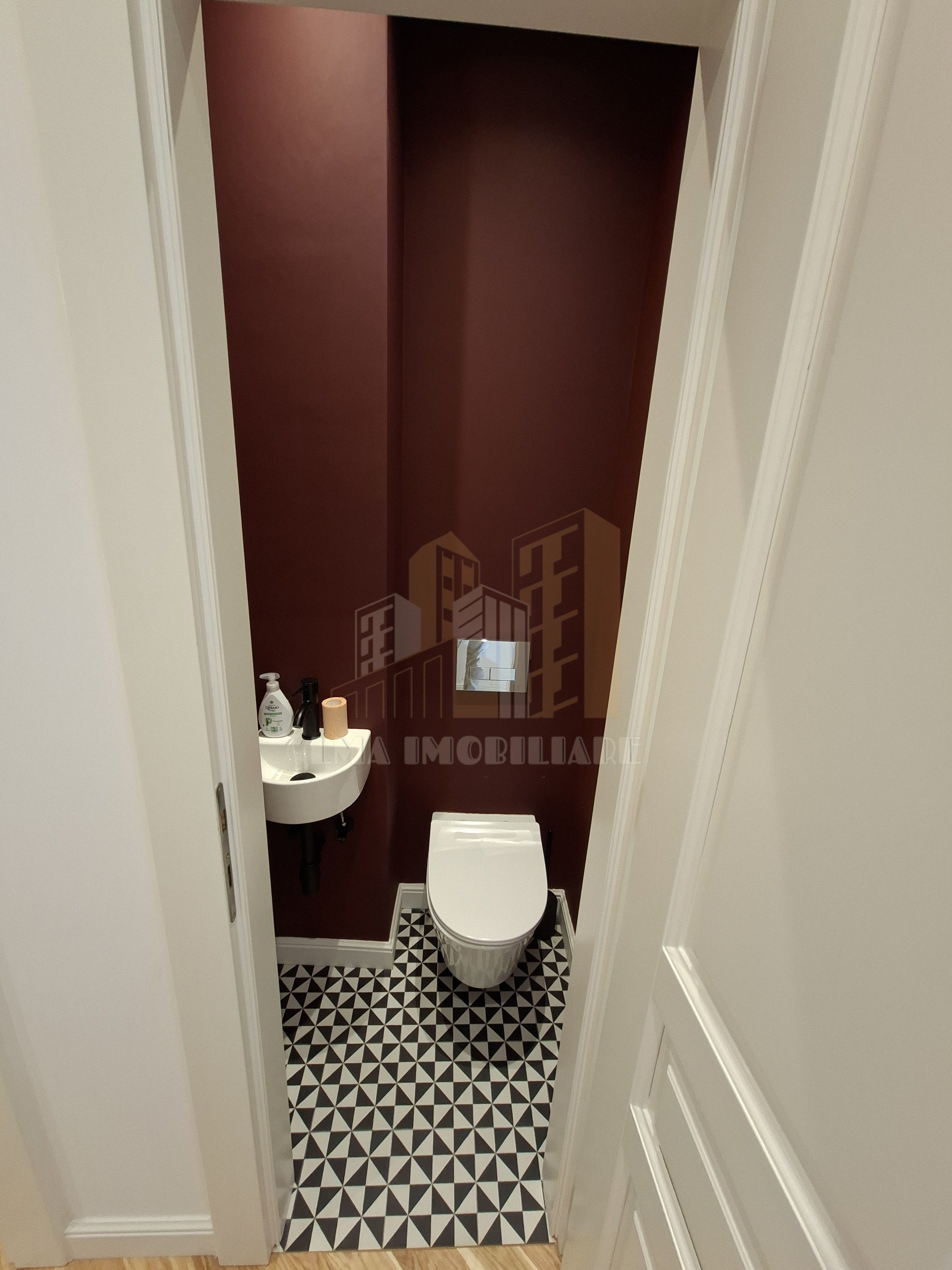 Apartament 3 camere Poarta Schei Brasov — fotografia 9