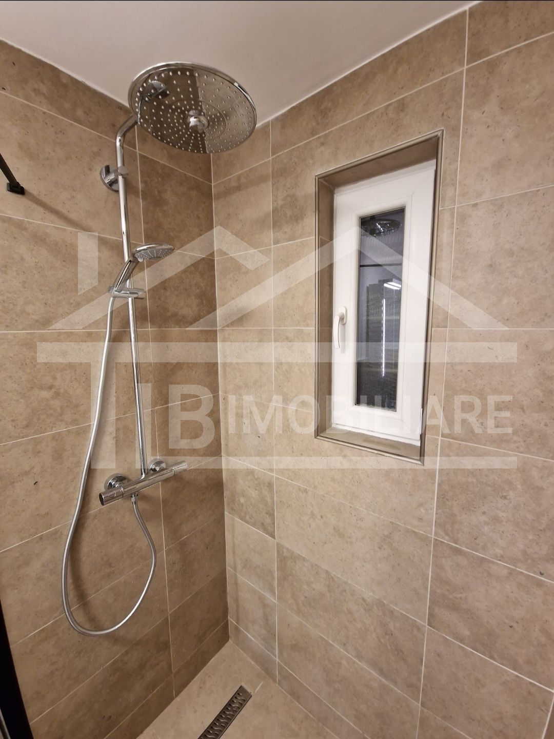 Apartament cu 2 camere, 50 mp, decomandat, Zona UMFST — fotografia 4