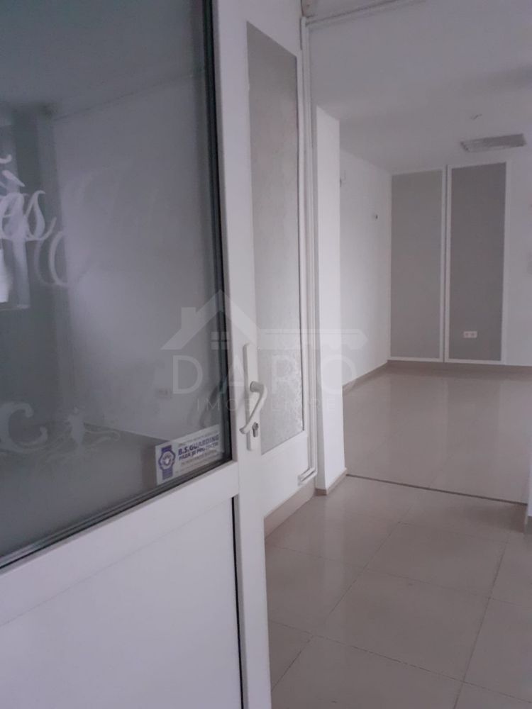 De vanzare imobil 62 mp-casa cu curte comuna -pret negociabil — fotografia 3