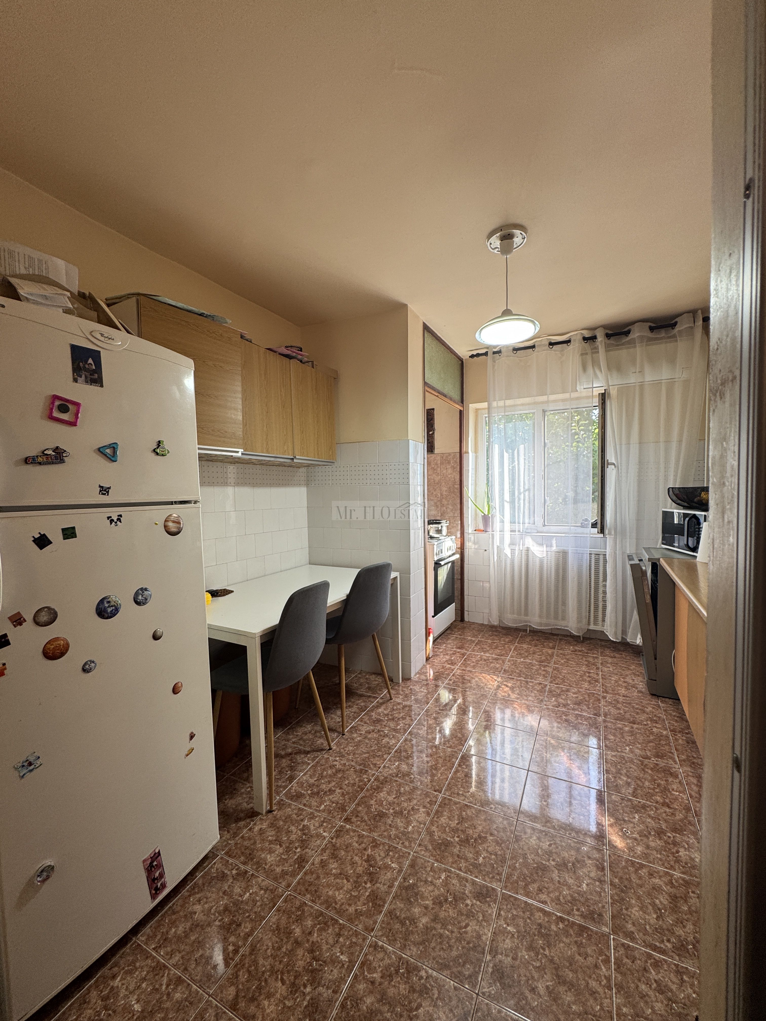 Apartament zona Calea Aradului cu 4 camere, 3 balcoane - boxa proprie — fotografia 10