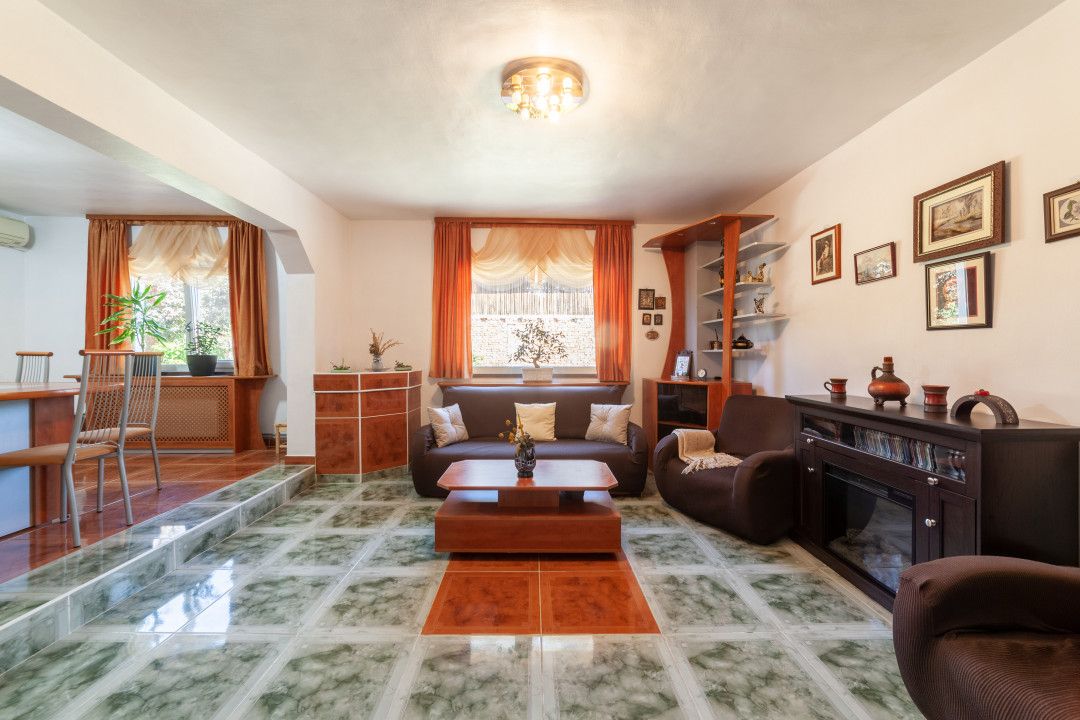 Casa visurilor cu 4000 mp livada roditoare si gradina Darmanesti-Arges — fotografia 7