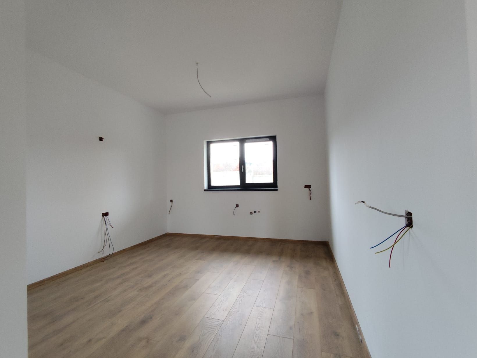 Casa noua parter, 4 camere, teren 616 mp, zona dealuri Oradea, VANZARE — fotografia 9