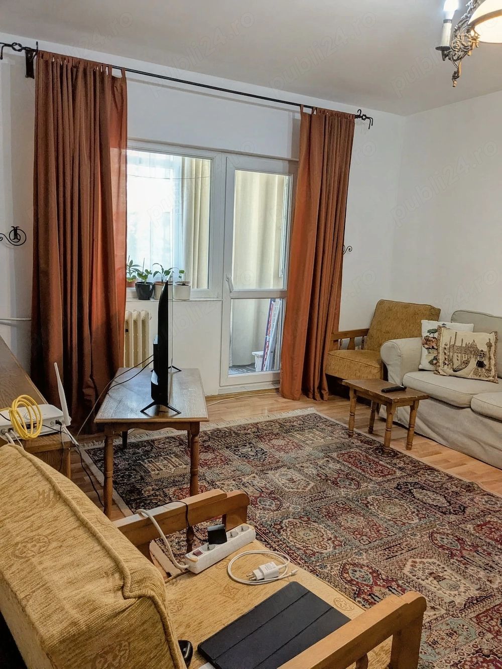 Apartament 3 camere,- Cartier Rovine, zona Pizza Ibiza — fotografia 5