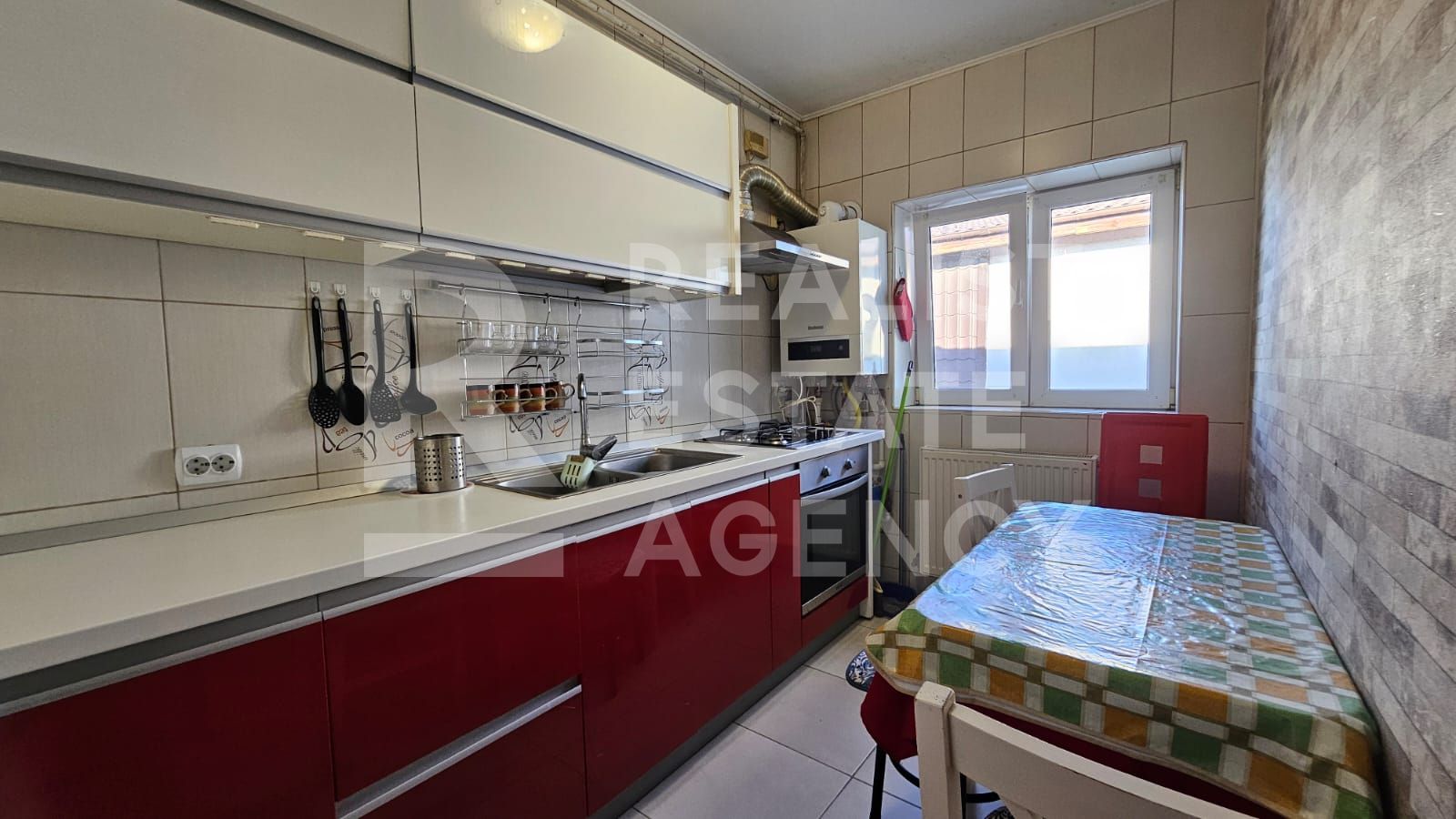 Închiriere apartament 4 camere, mobilat&utilat, Bragadiru — fotografia 9