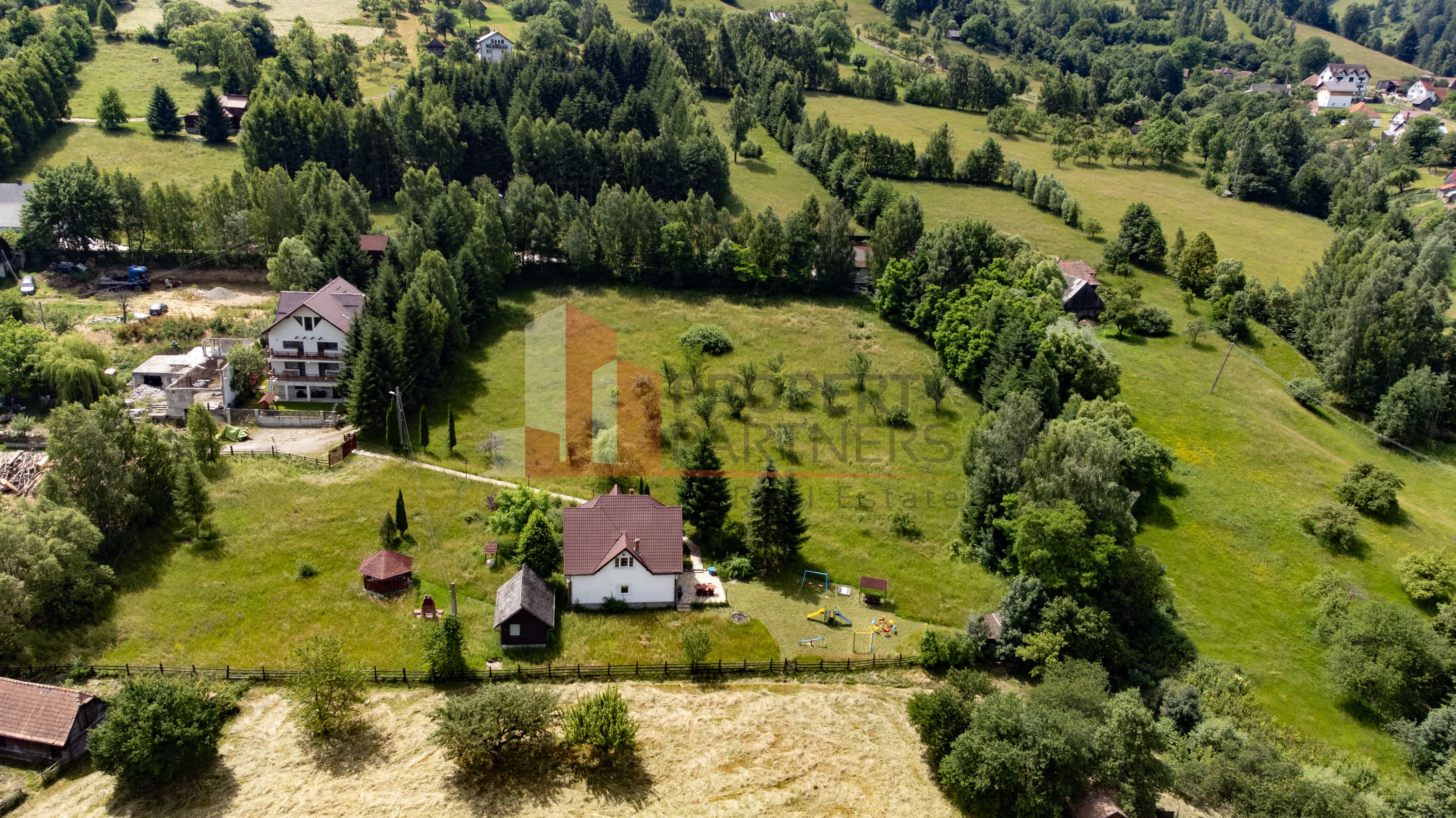 Teren intravilan Bran 2.772 mp | Vedere Piatra Craiului | Potrivit pentru cabane — fotografia 4