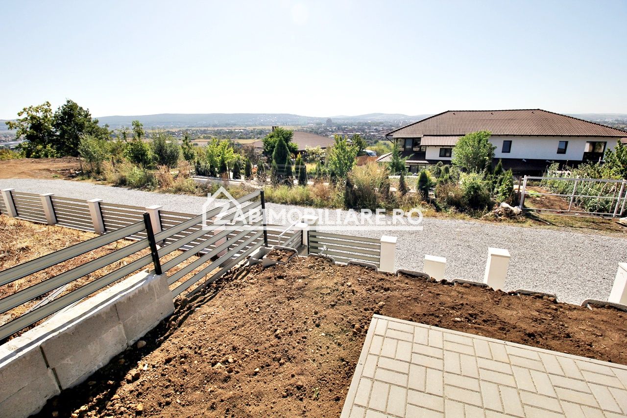 Casa pe 1 nivel,4 camere,2 bai,110 mp.1 dressing,500mp teren — fotografia 15